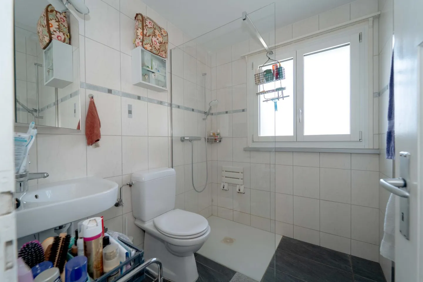 Residential Building - Photo 19 of 24