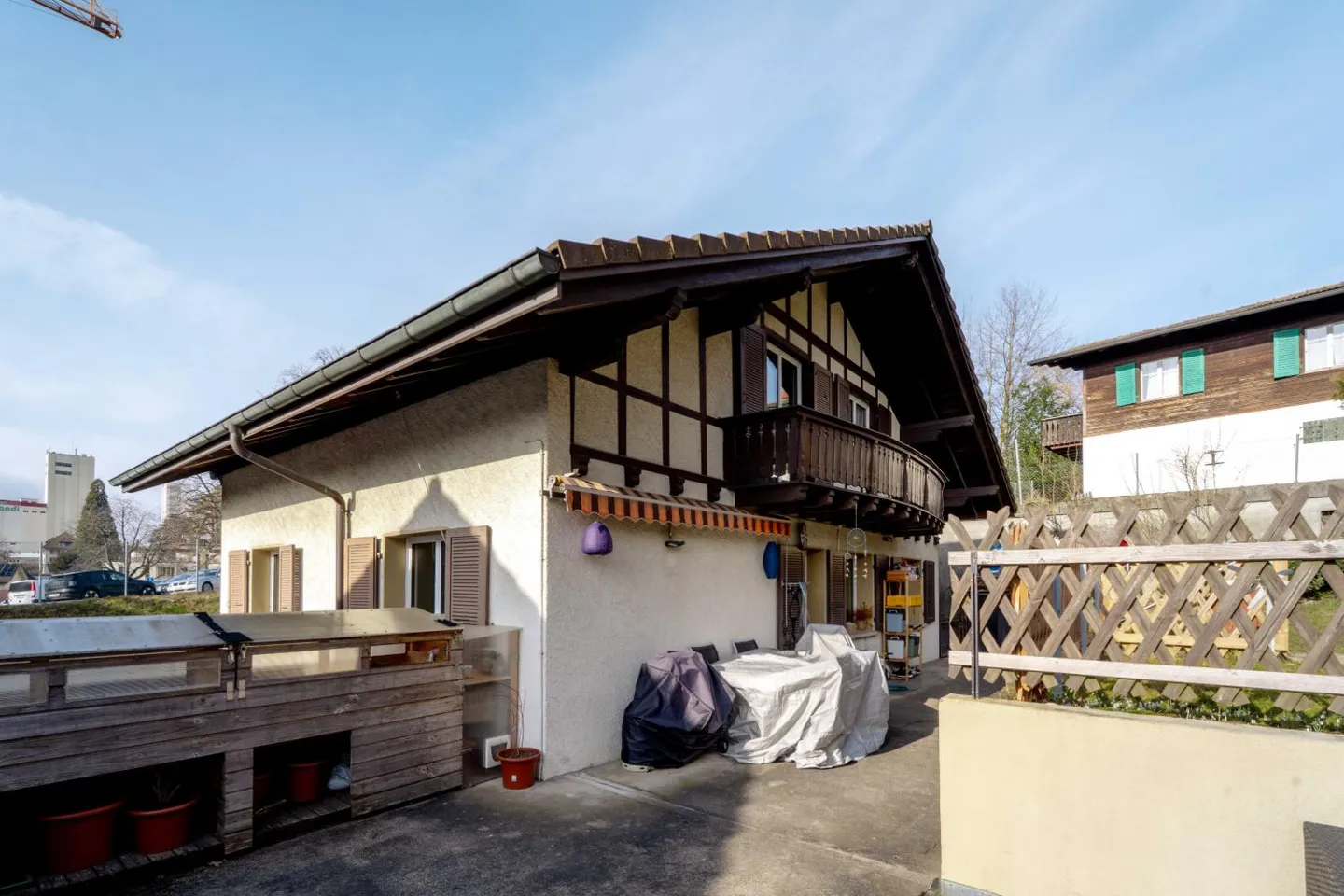 Residential Building - Photo 22 of 24