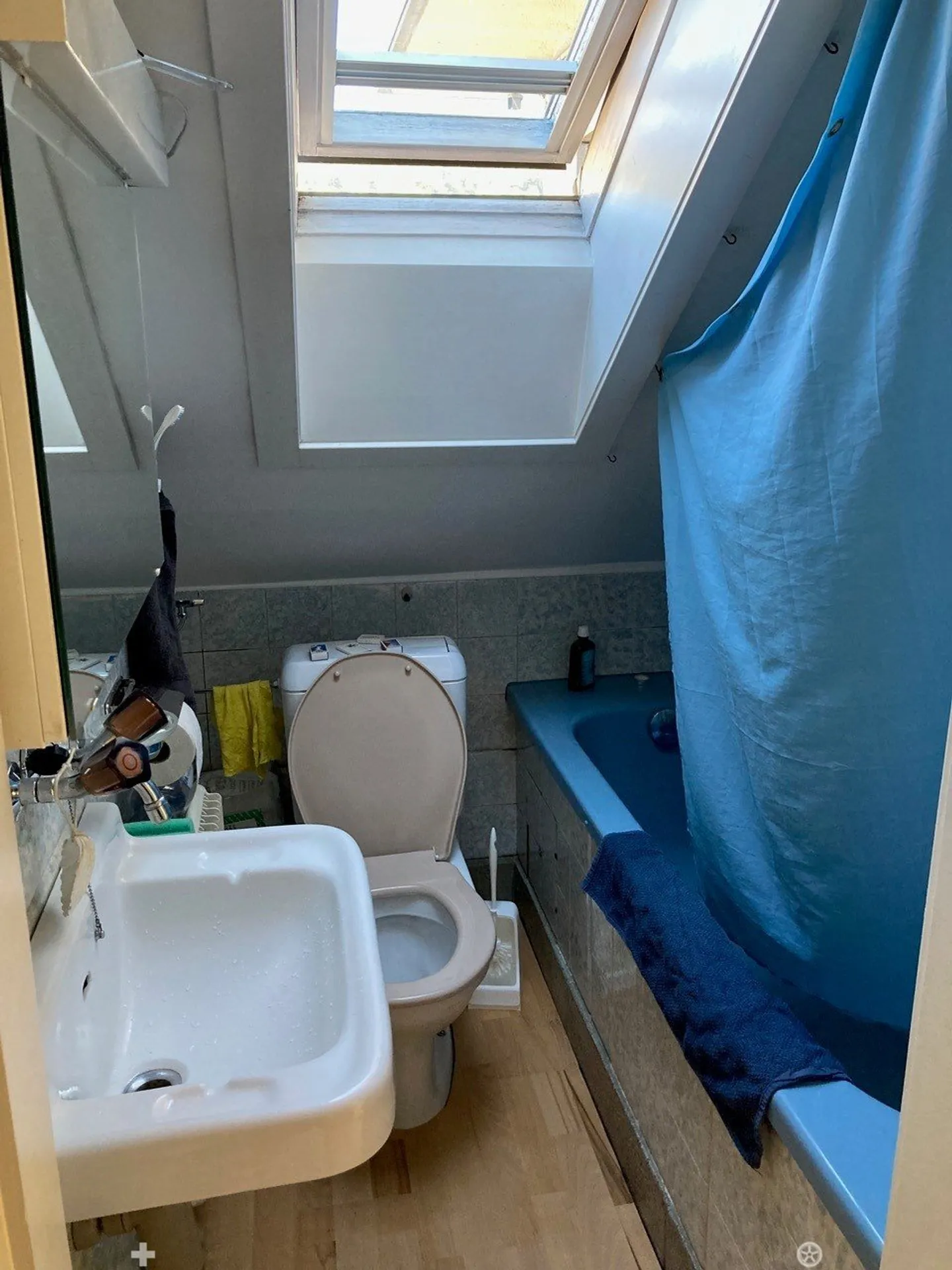 Charmante 1-Zimmer-Wohnung mit schöner Aussicht in Biel - Foto 7 von 9