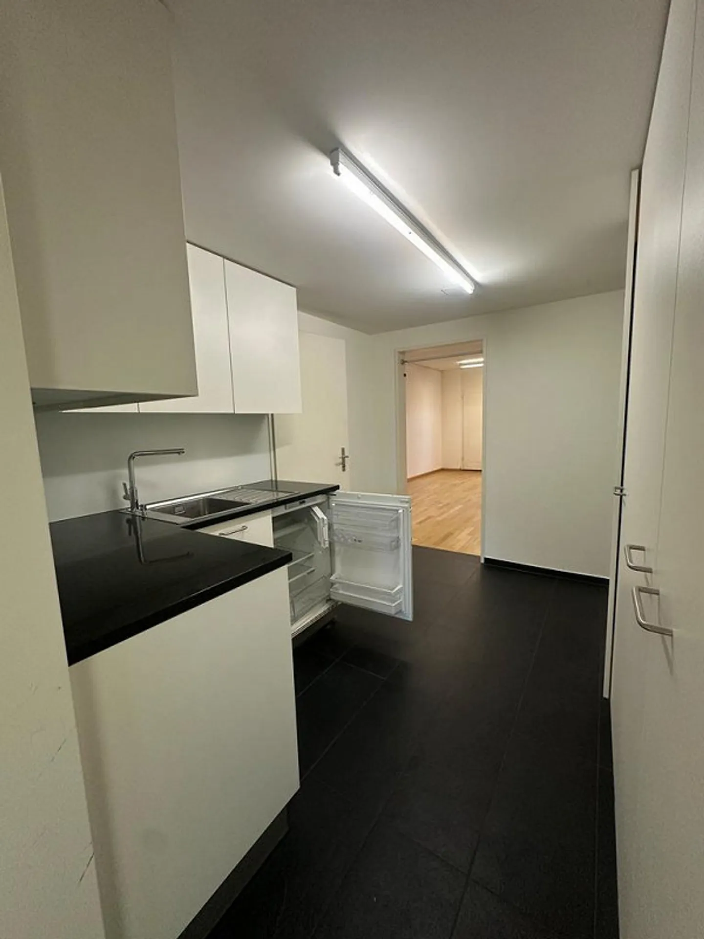 Spazio di stoccaggio o hobby in posizione centrale a Basilea! - Foto 4 di 6