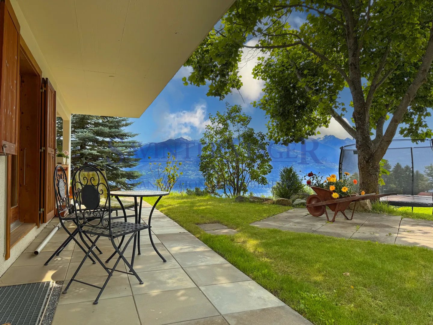 Chalet 3.5 rooms - Photo 3 of 13