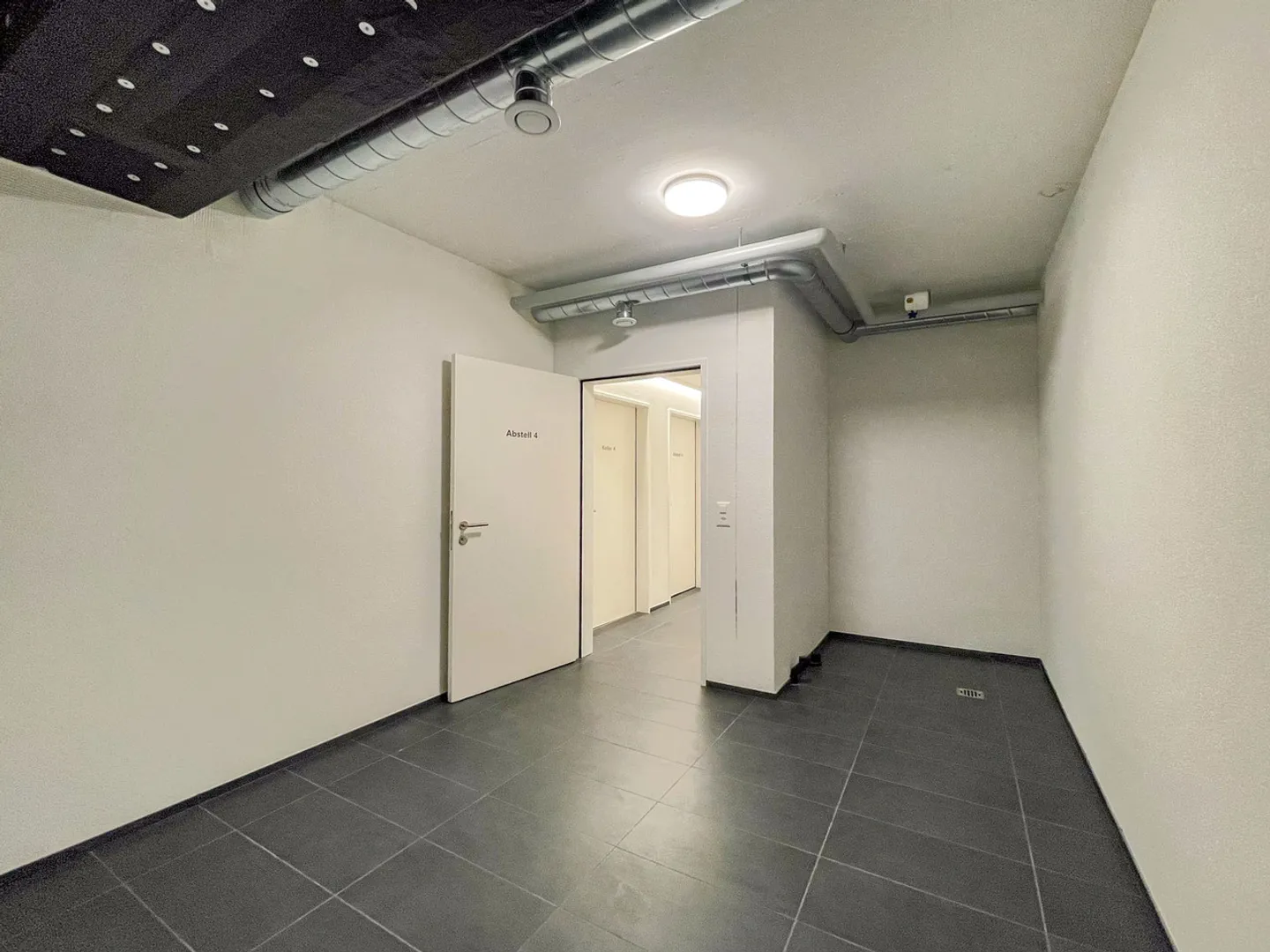 11m² Lagerraum / Disporaum in Zug - Photo 4 of 8