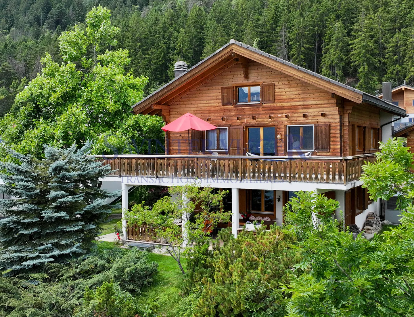 Chalet 3.5 rooms - Photo 2 of 13