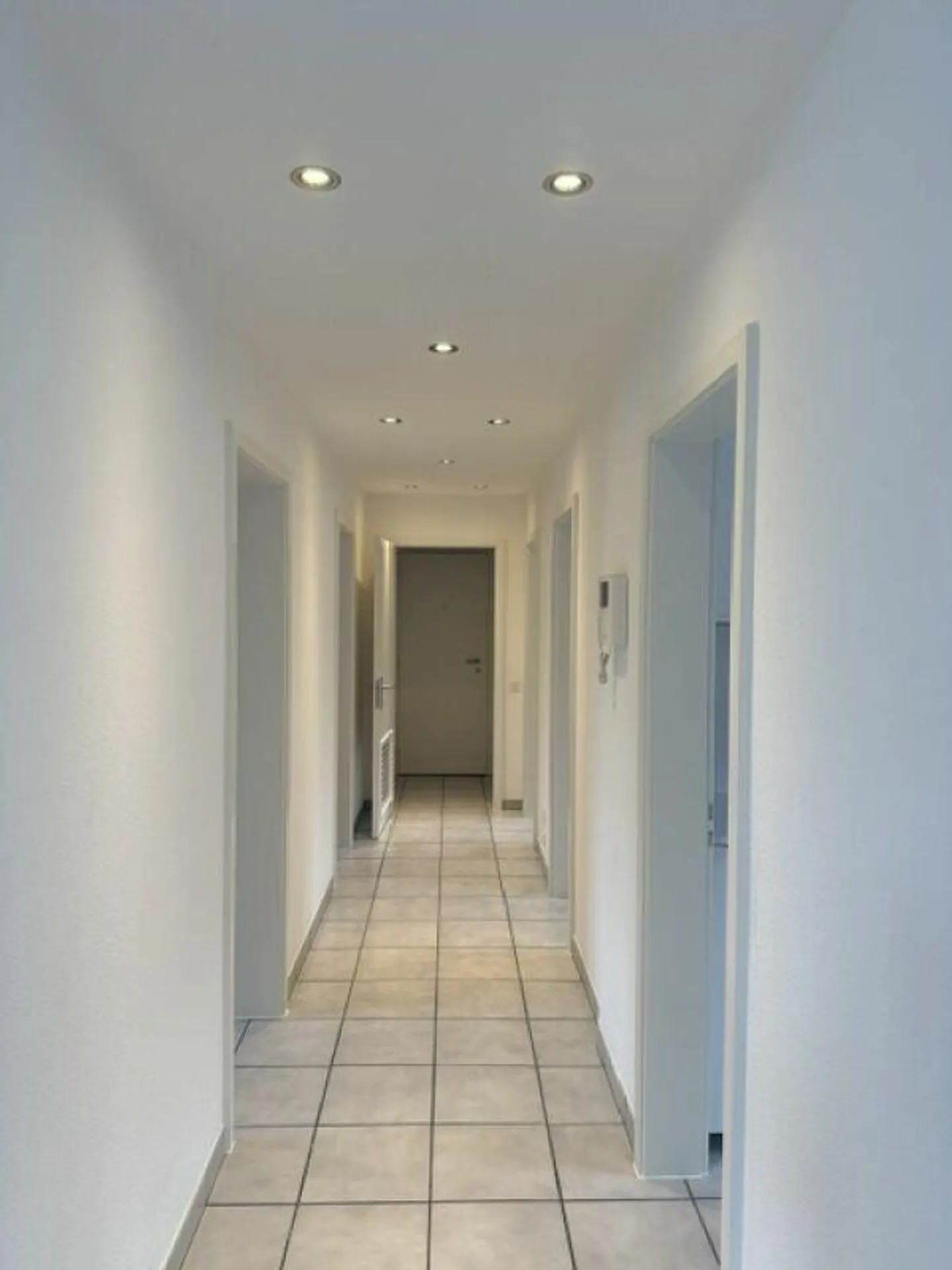 Wunderschöne 3.5 Zimmer in der Via Rompeda in Bellinzona - Foto 2 von 15