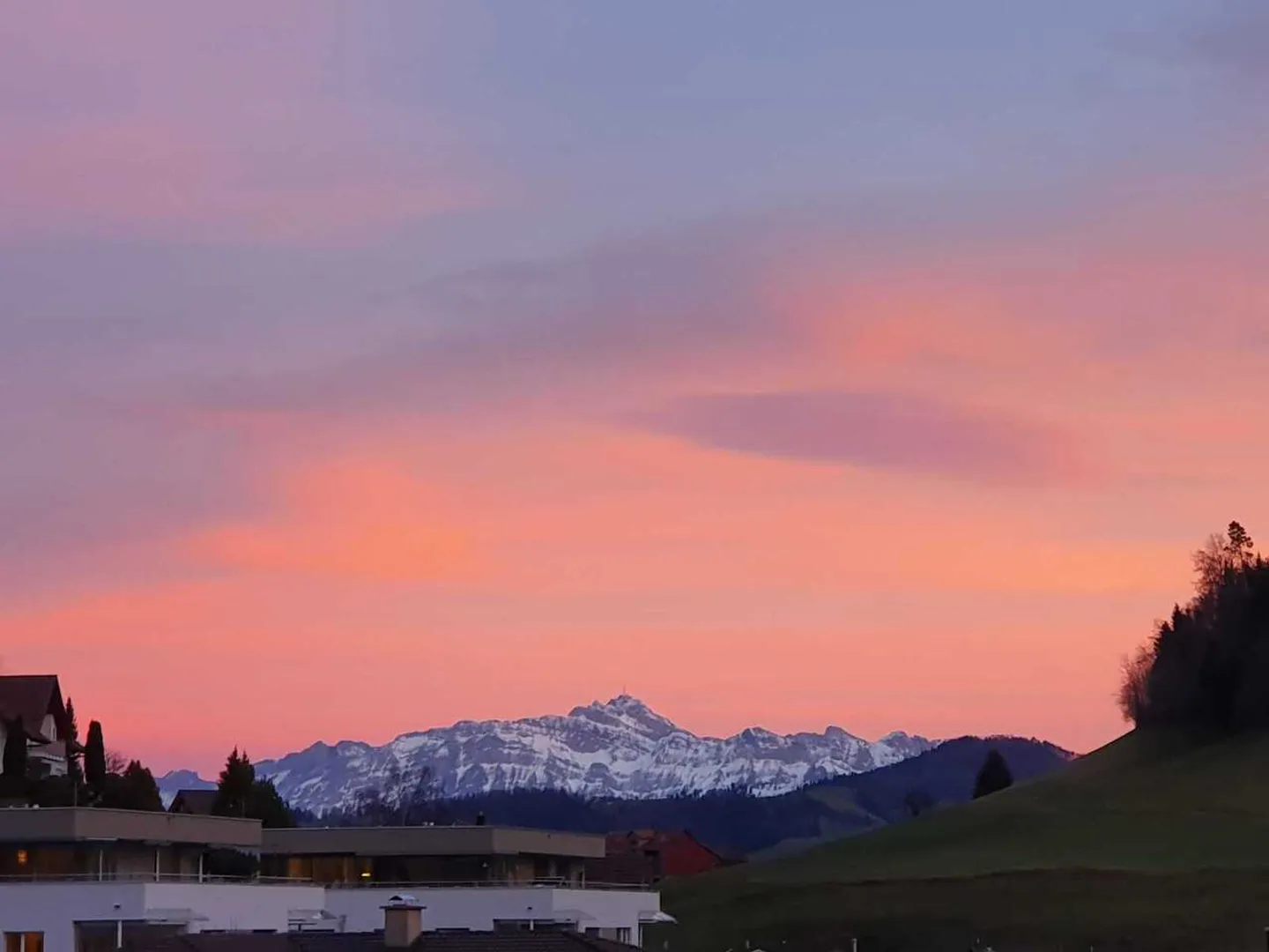 Appartement en duplex de 5,5 pièces avec terrasse et vue à Mosnang - Photo 12 sur 13