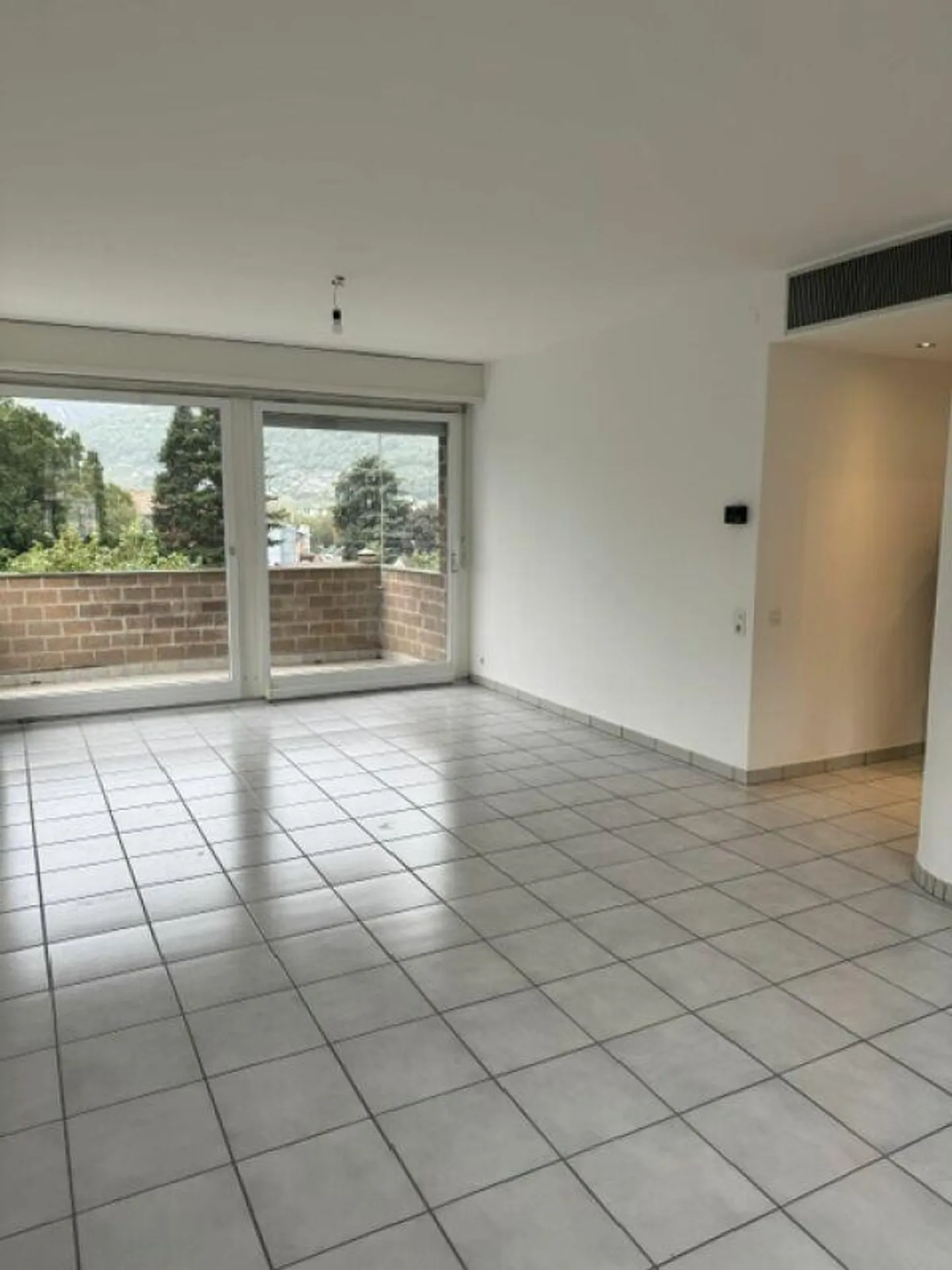 Wunderschöne 3.5 Zimmer in der Via Rompeda in Bellinzona - Foto 7 von 15