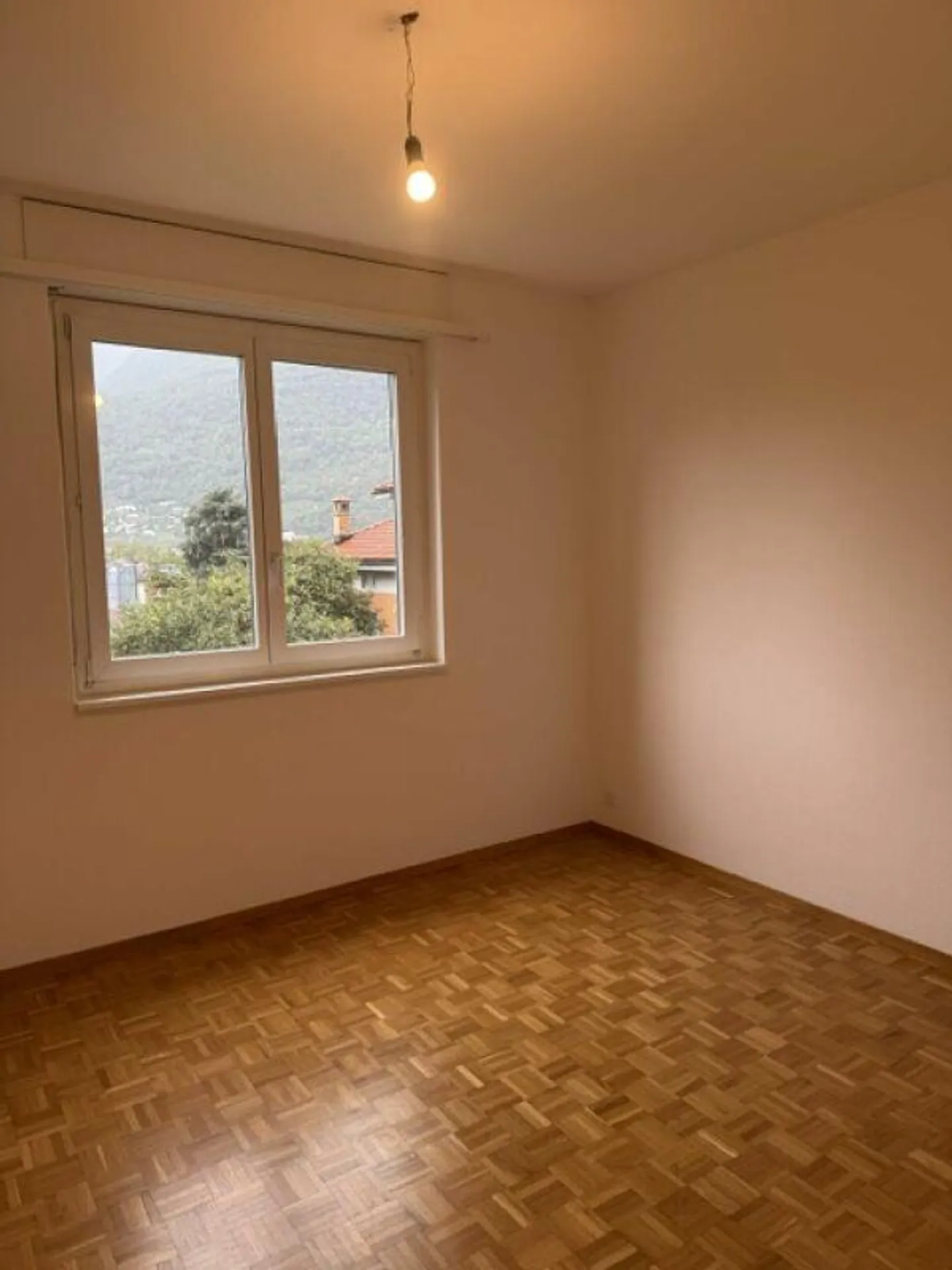 Wunderschöne 3.5 Zimmer in der Via Rompeda in Bellinzona - Foto 11 von 15
