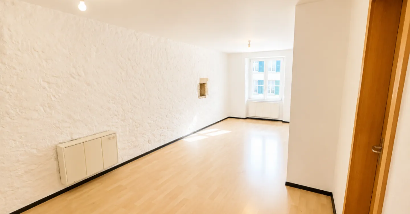Appartamento 2.5 camere affascinante - Foto 4 di 12
