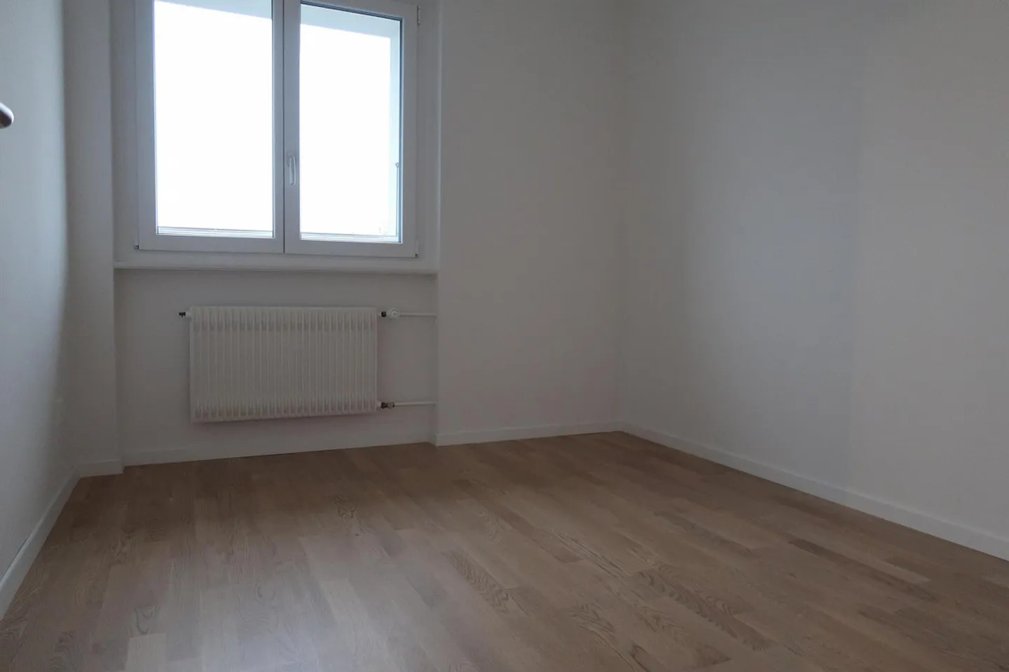 Modern Living in Lyss - Photo 5 of 7