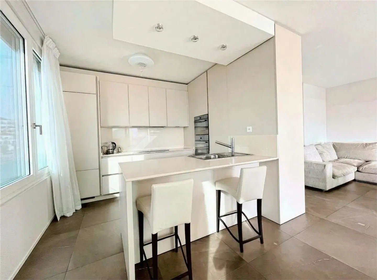 Lugano-Cassarate : appartement luxueux de 4,5 pièces, 150 m², loggia, vue sur le lac ! - Photo 11 sur 15