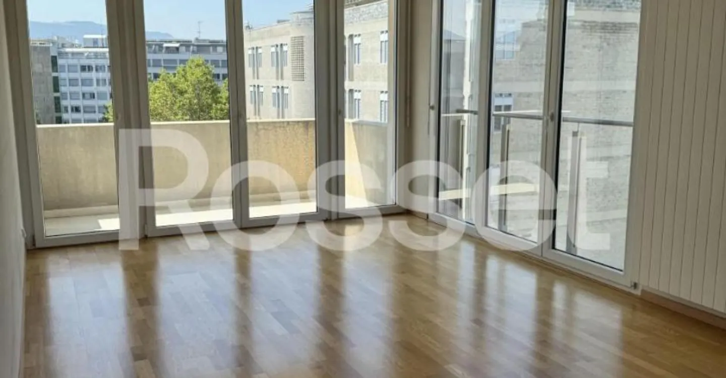 4,5-Zimmer-Wohnung im 6. Stock - Foto 2 von 9