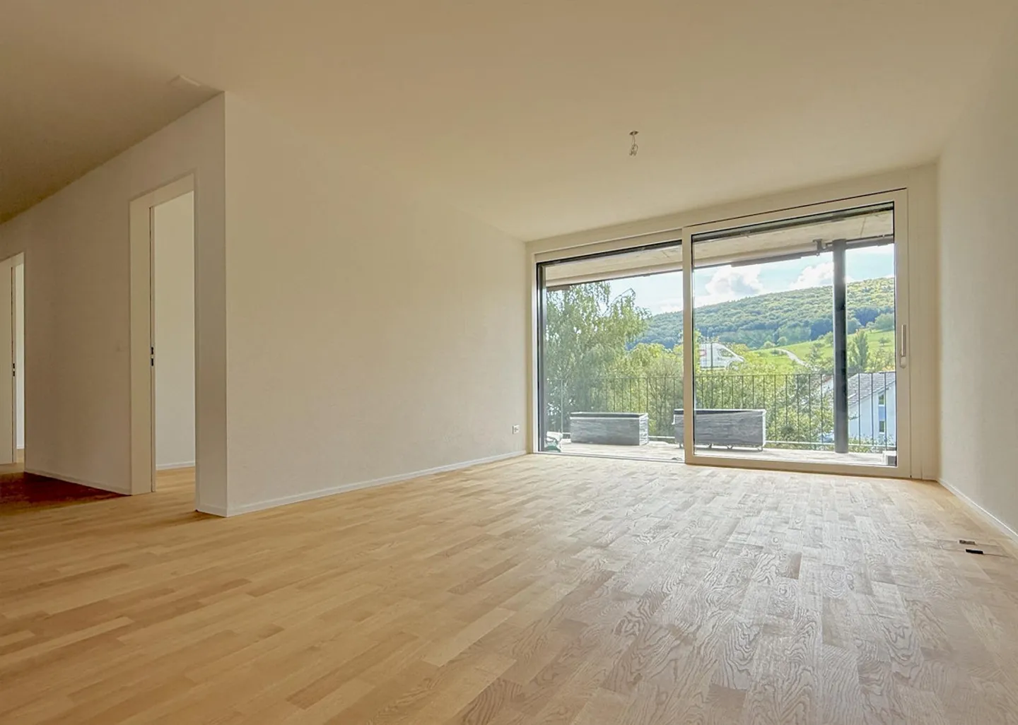 Newly built apartment in a green oasis with a wide view - Photo 2 of 8