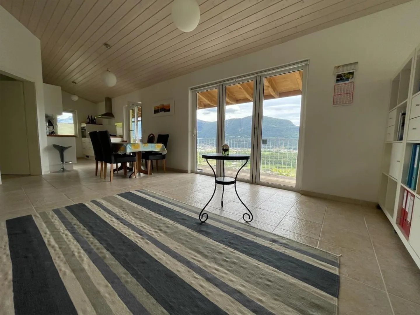 Maison bifamiliale avec vue - Photo 2 sur 42