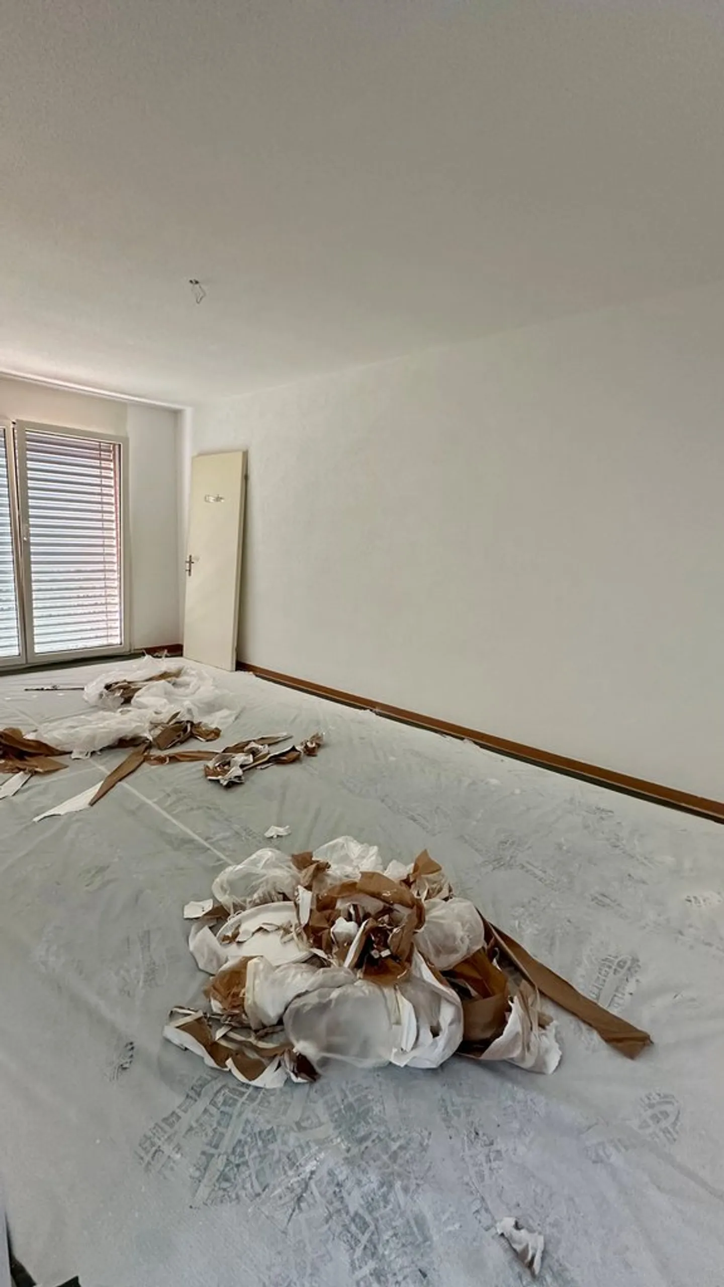 Appartement spacieux au rez-de-chaussée - Photo 2 sur 9