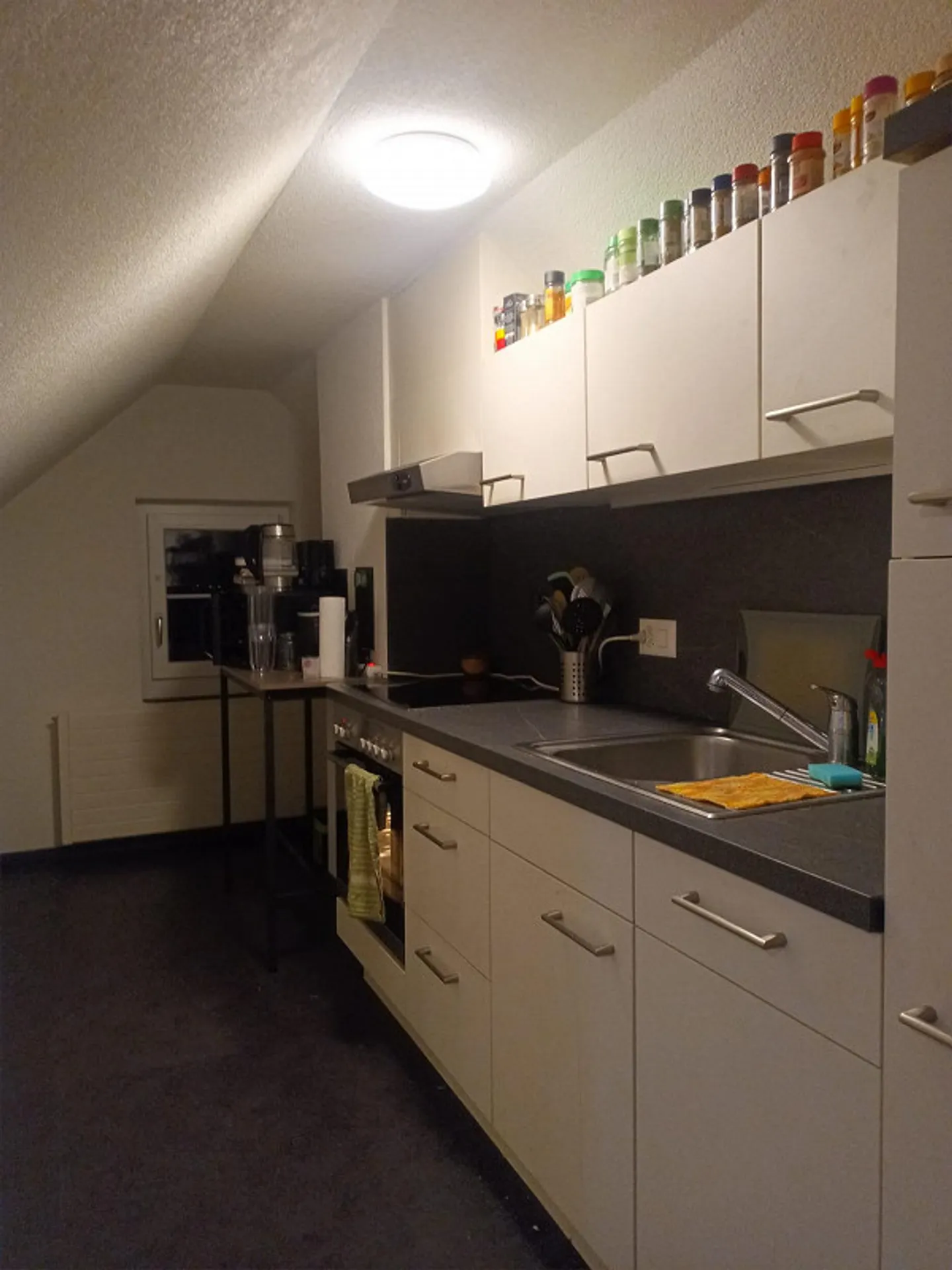 2 Room Attic Apartment - Photo 2 of 5