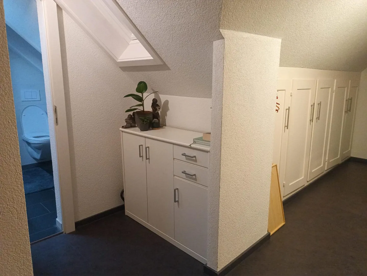 2 Room Attic Apartment - Photo 5 of 5