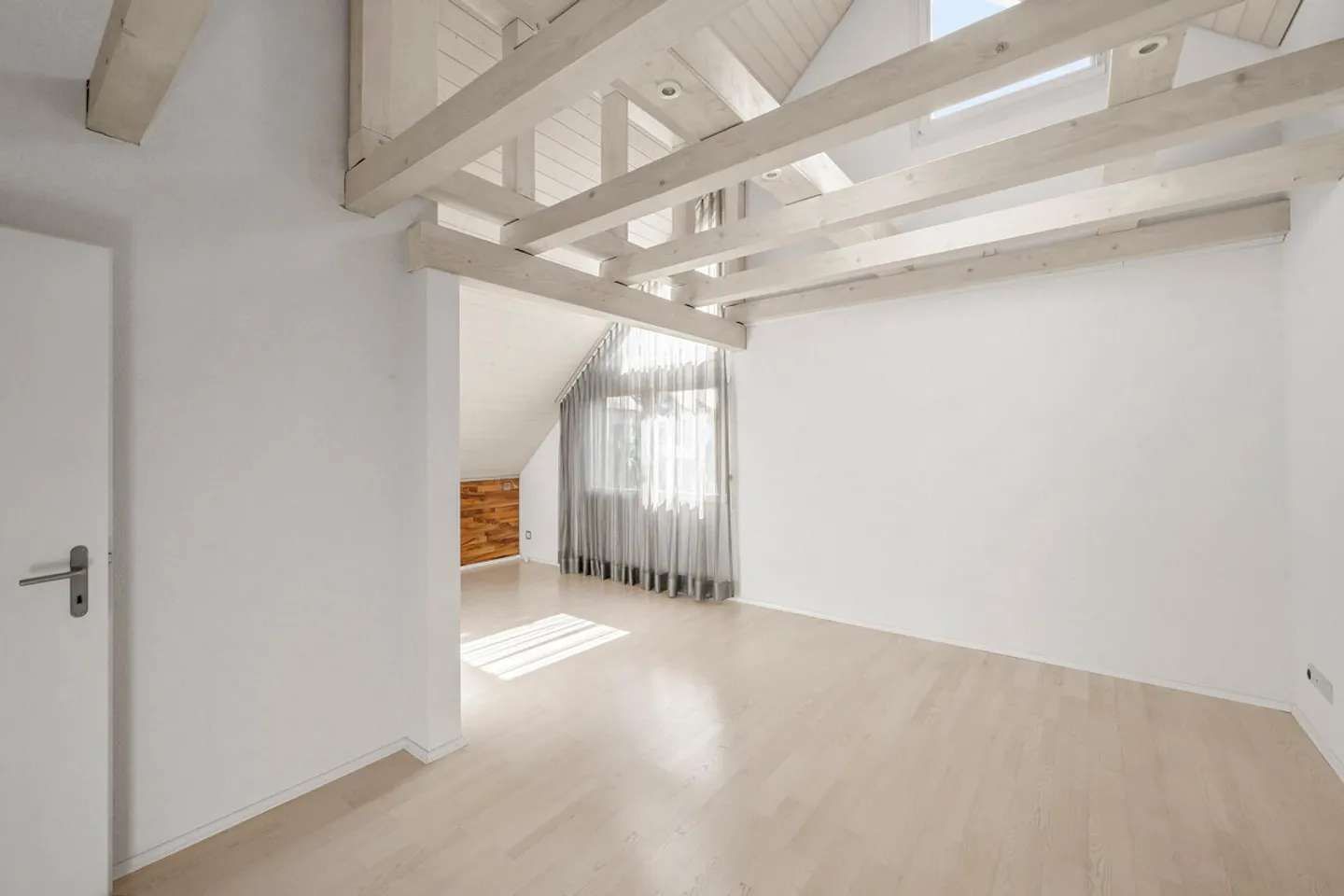 Ruhig gelegen, weit oben: Einfamilienhaus mit Panoramablick - Photo 7 of 15