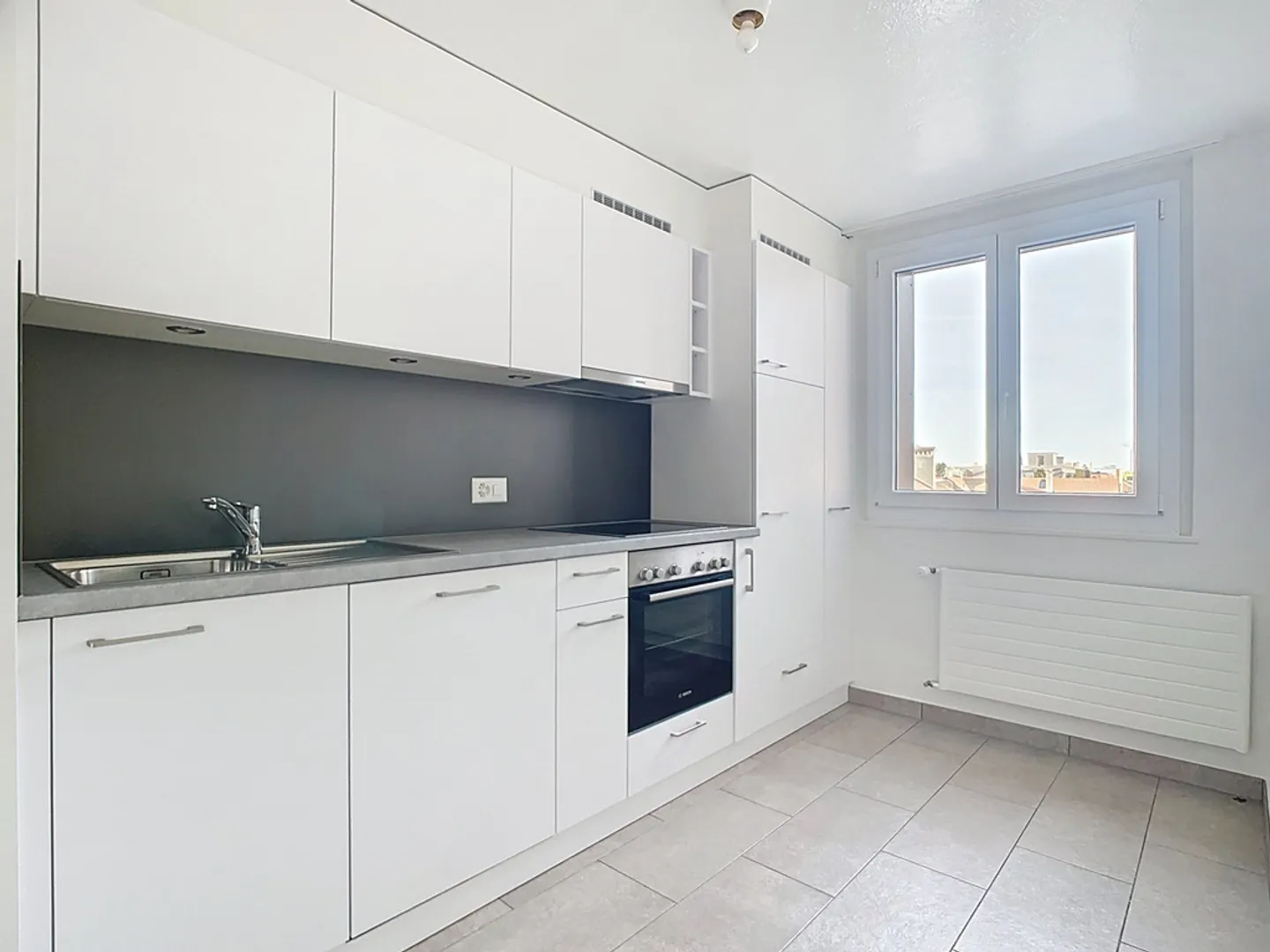 Apartment for rent - Photo 1 of 6