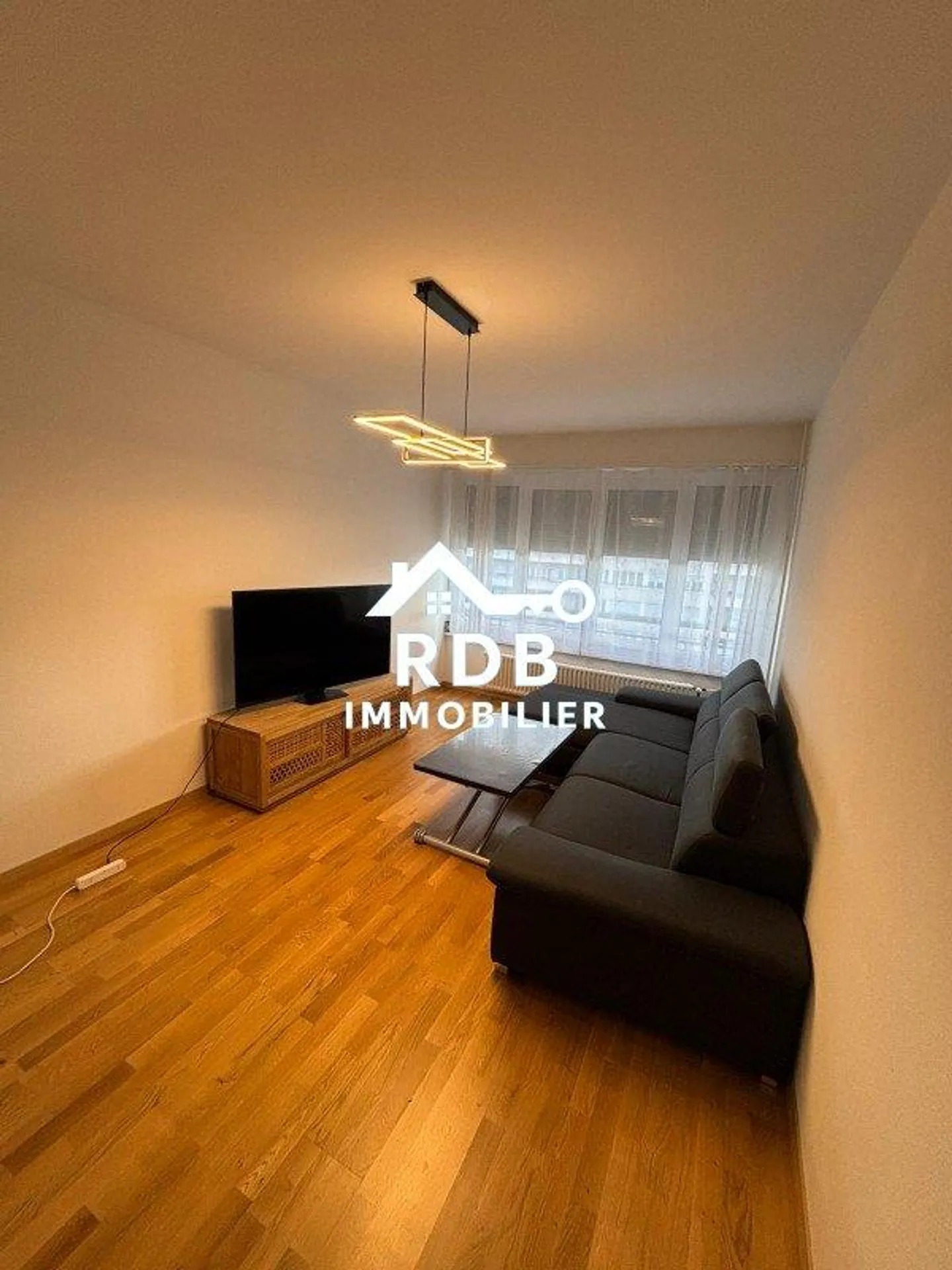 Bright 2.5-Room Apartment in Meyrin - Photo 1 of 2