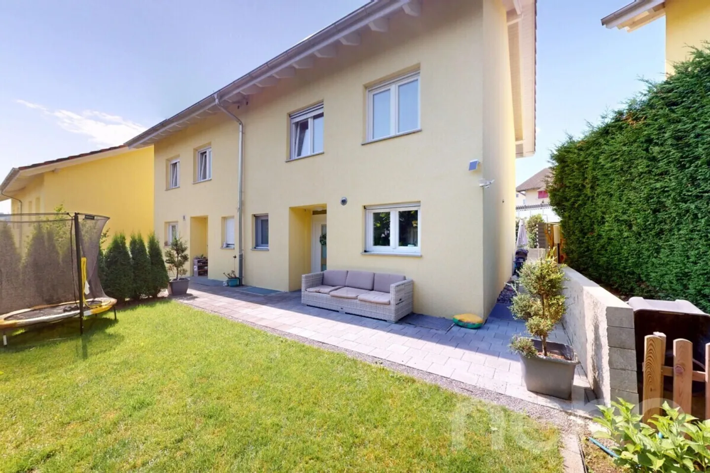 Casa bifamiliare Menziken - Foto 1 di 11