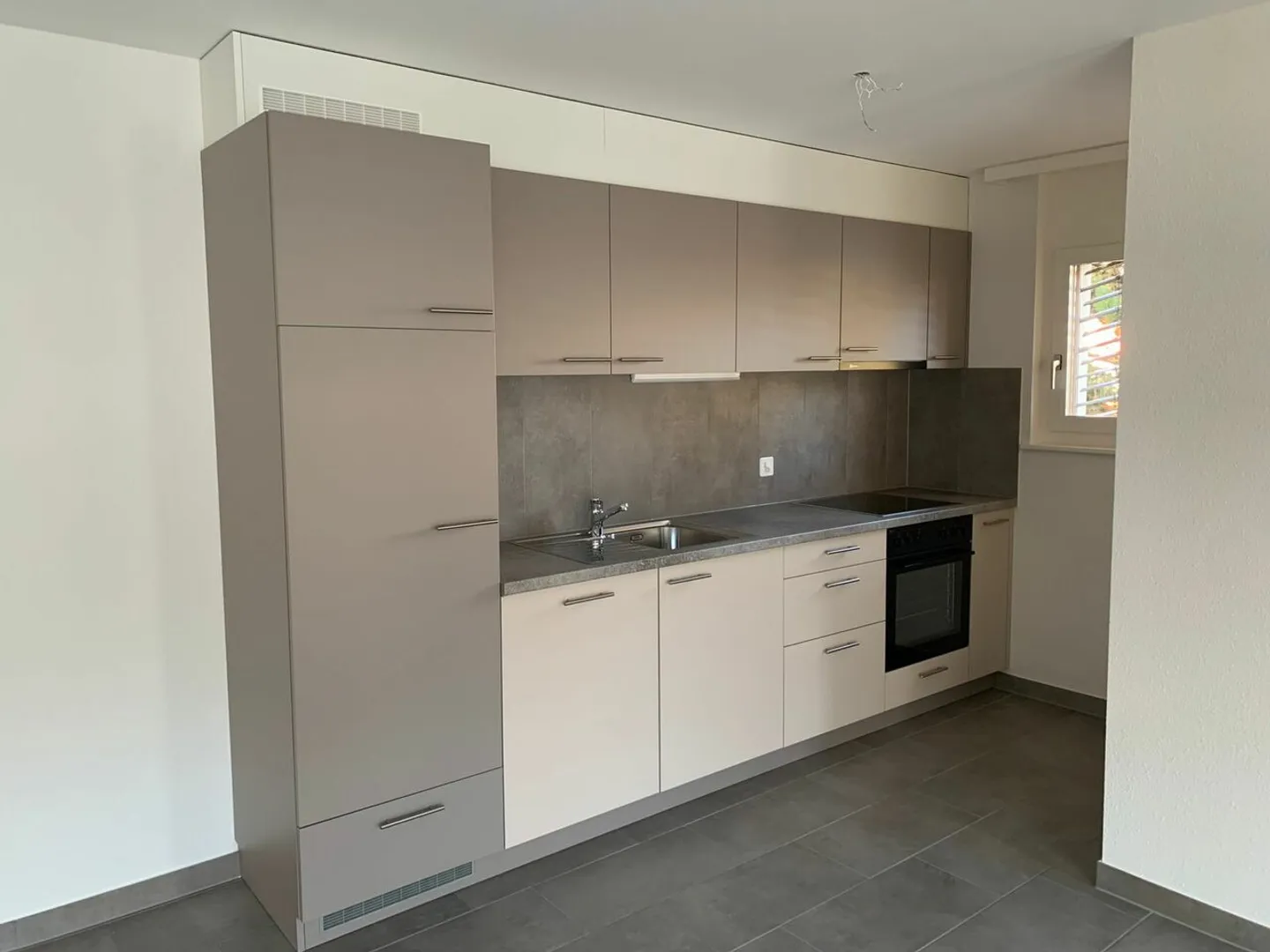 CONTHEY - 3,5 ZIMMER MIT BALKON - Foto 3 von 6