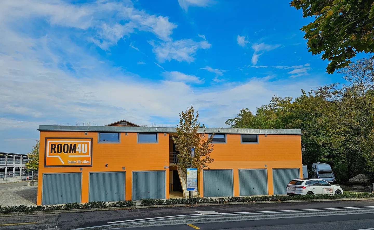 Storage, Office, Craft and Hobby Rooms in Kreuzlingen - Photo 2 of 2