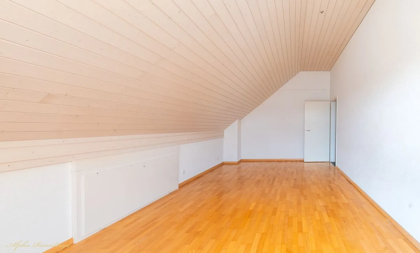 Lebensqualität und Luxus für die ganze Familie - Foto 10 von 11