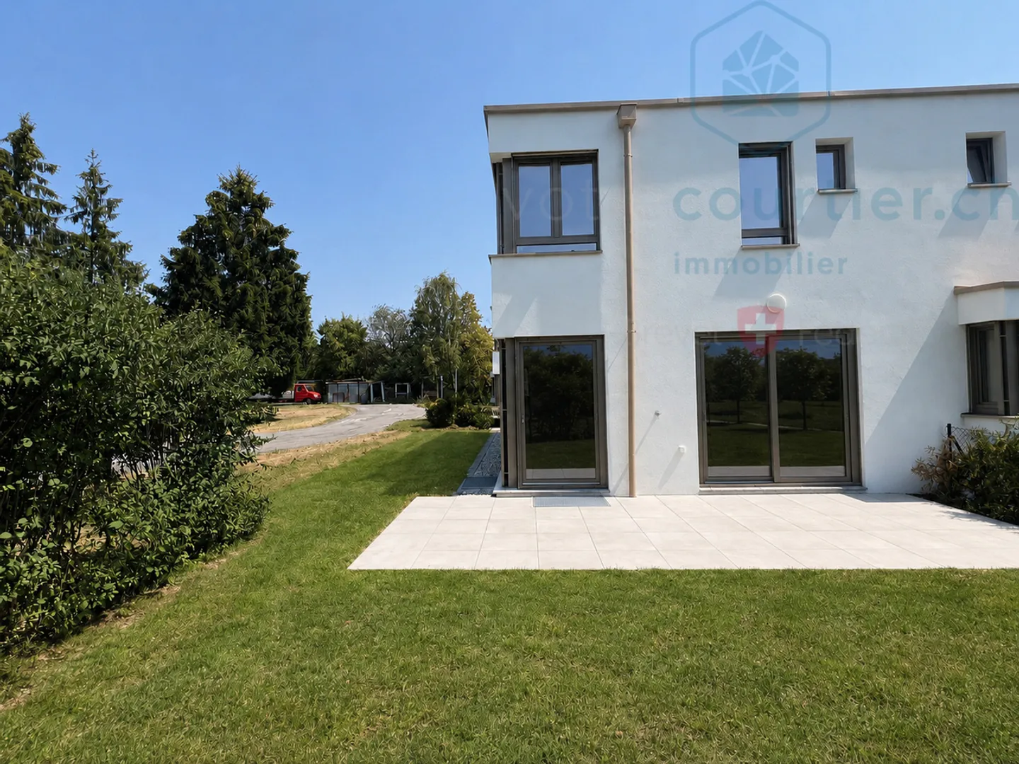 Villa moderne avec jardin privé - Photo 1 sur 18