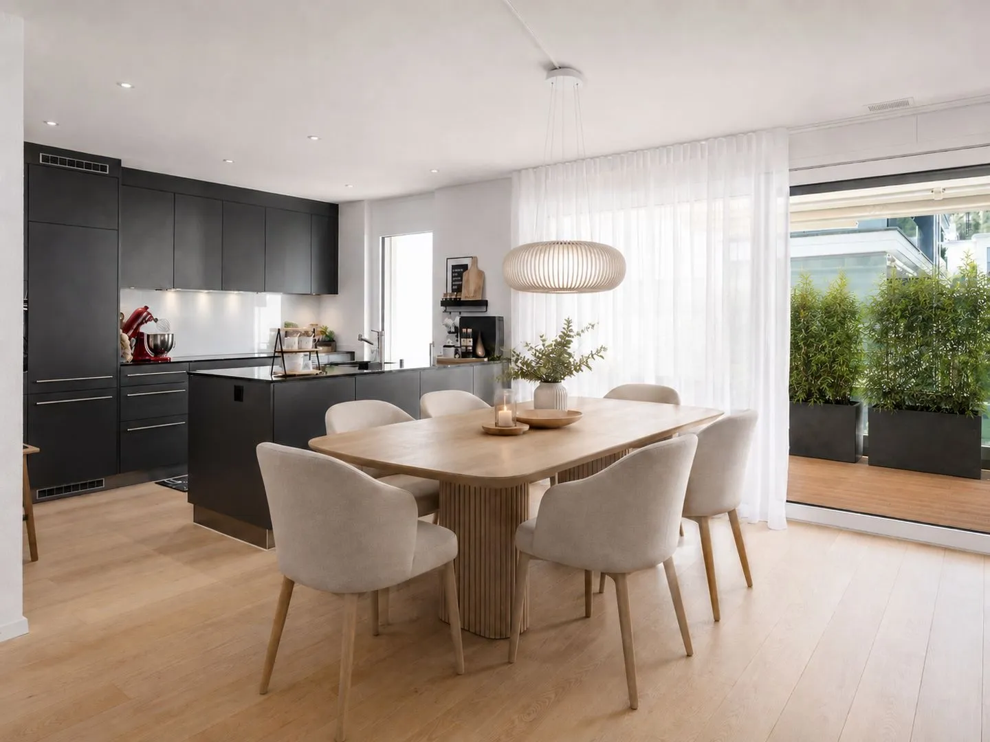 Moderne Wohnung mit sonnigem Balkon - Foto 2 von 7