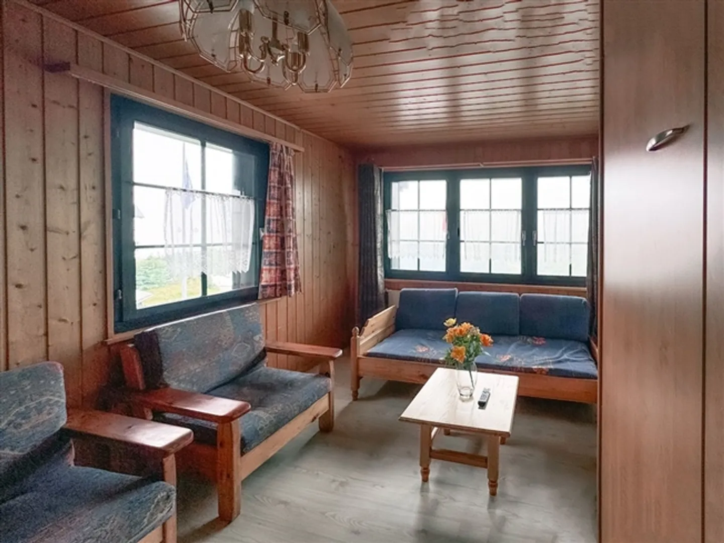 Charmante Wohnung mit Terrasse - Foto 3 von 13