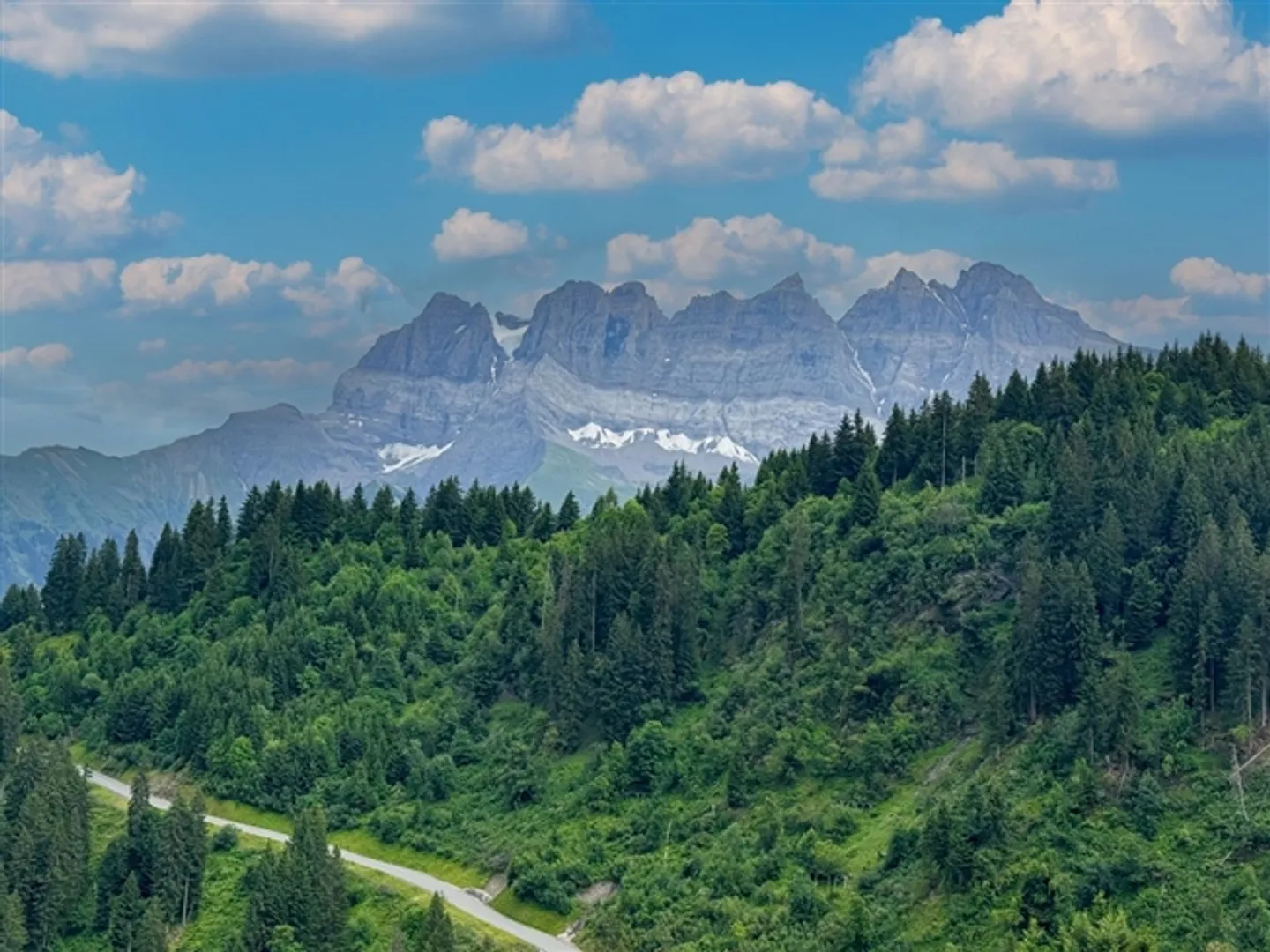 Charmante Wohnung mit Terrasse - Foto 12 von 13