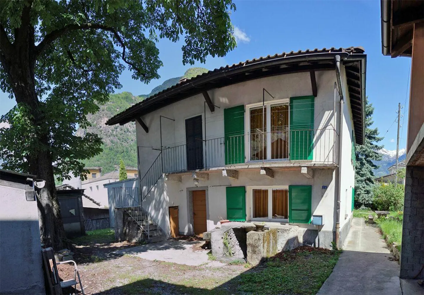 1219 m2 Grundstück mit genehmigter Lizenz - Foto 4 von 4