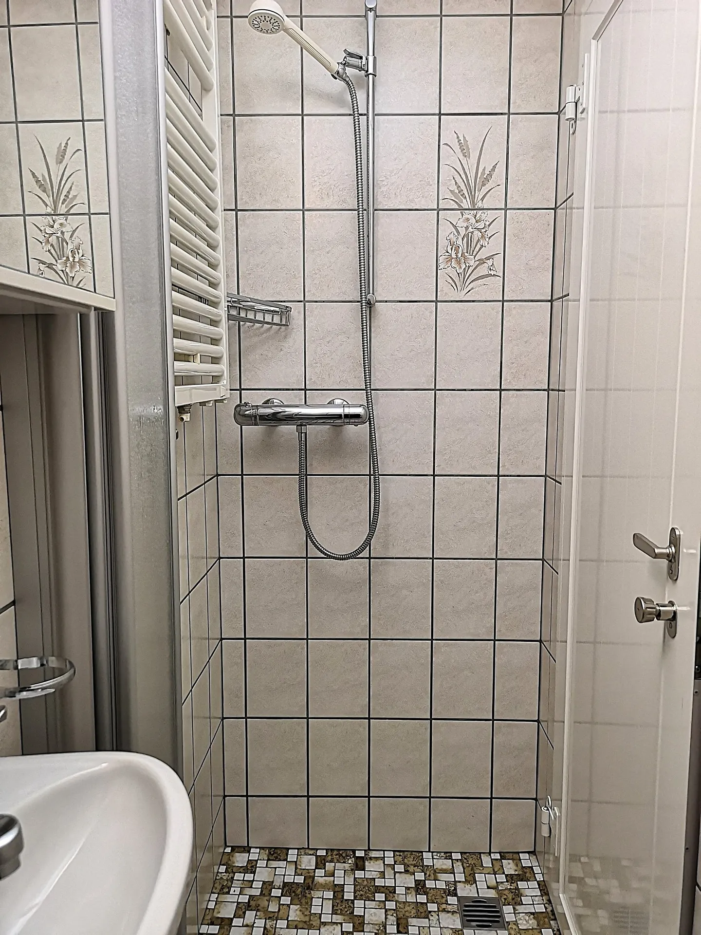 Preissenkung: wunderschönes Einfamilienhaus mit 7 Zimmern in Montagne de Moutier (1130m) - Foto 37 von 64