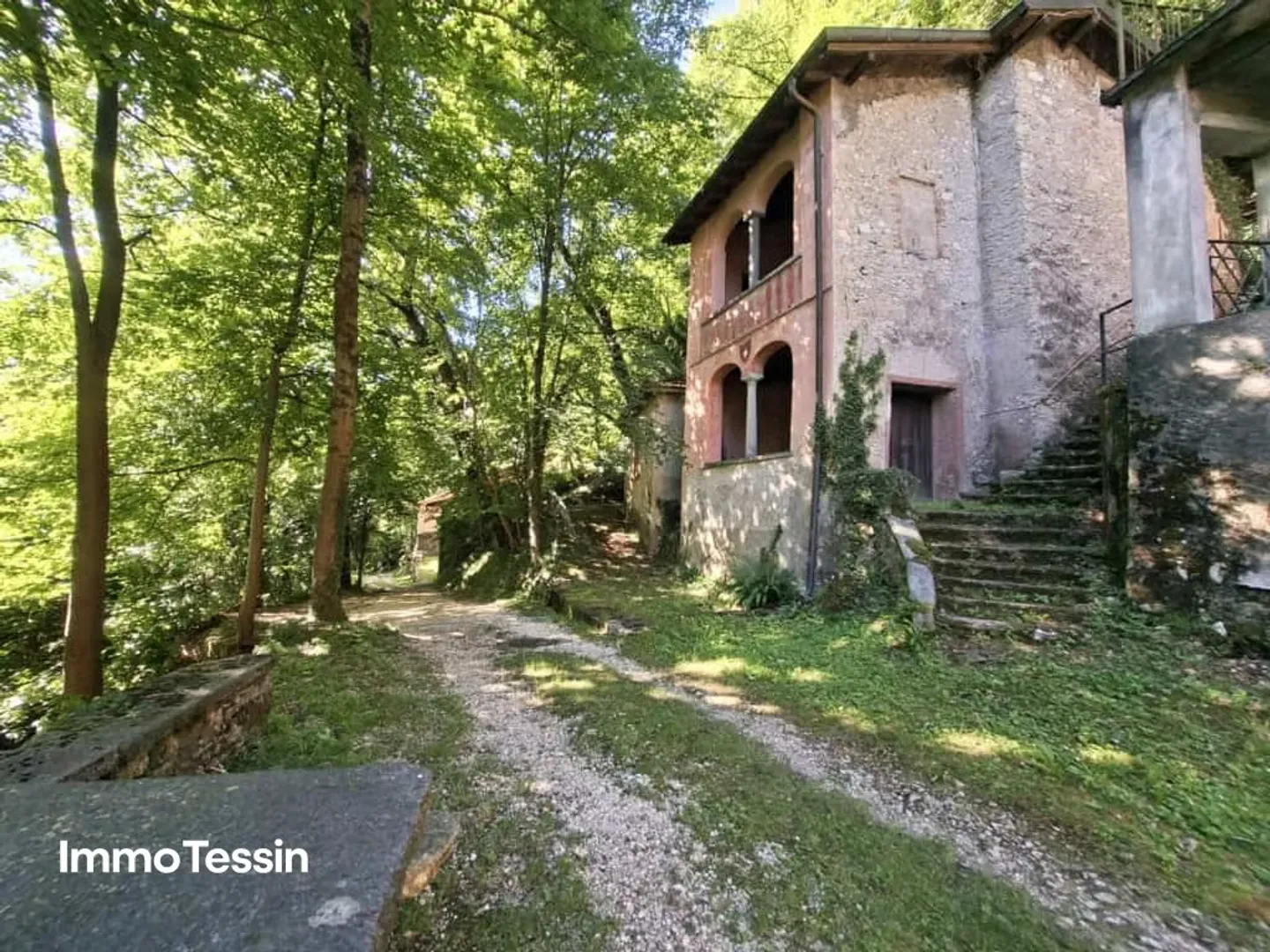 Découvrez l'histoire du Tessin dans cette cave à vin exceptionnelle du XVIIIe siècle - Photo 1 sur 13