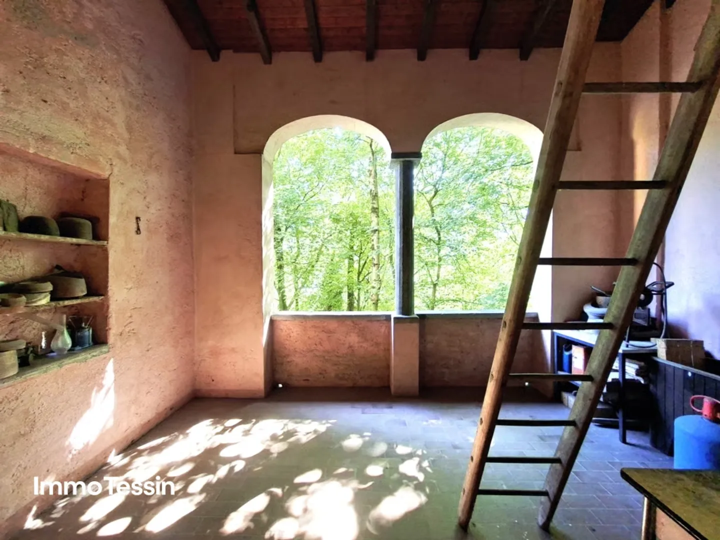 Découvrez l'histoire du Tessin dans cette cave à vin exceptionnelle du XVIIIe siècle - Photo 6 sur 13