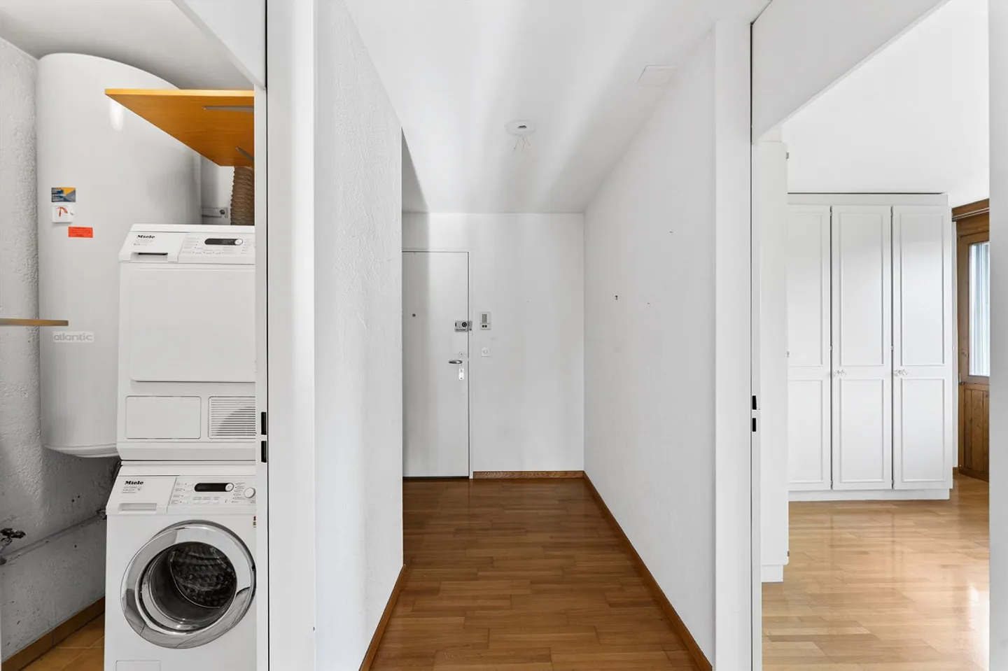 Cozy apartment in a central location - Photo 10 of 12