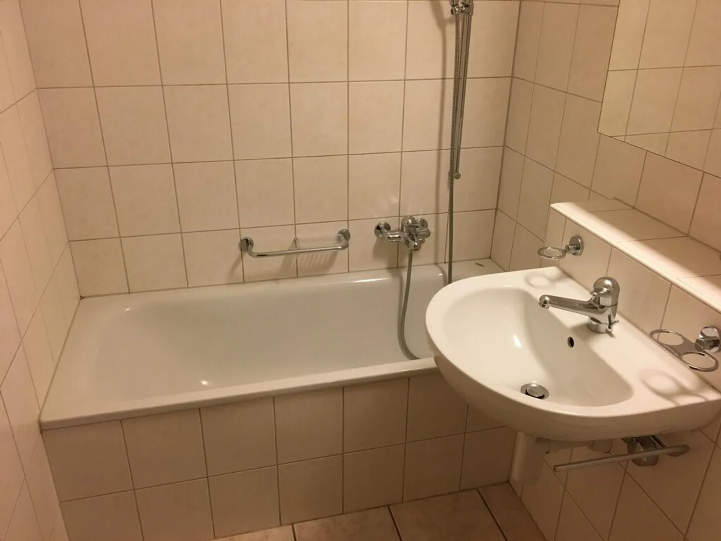 Cozy 2.5 Room Apartment for Rent in Chur! - Photo 6 of 6