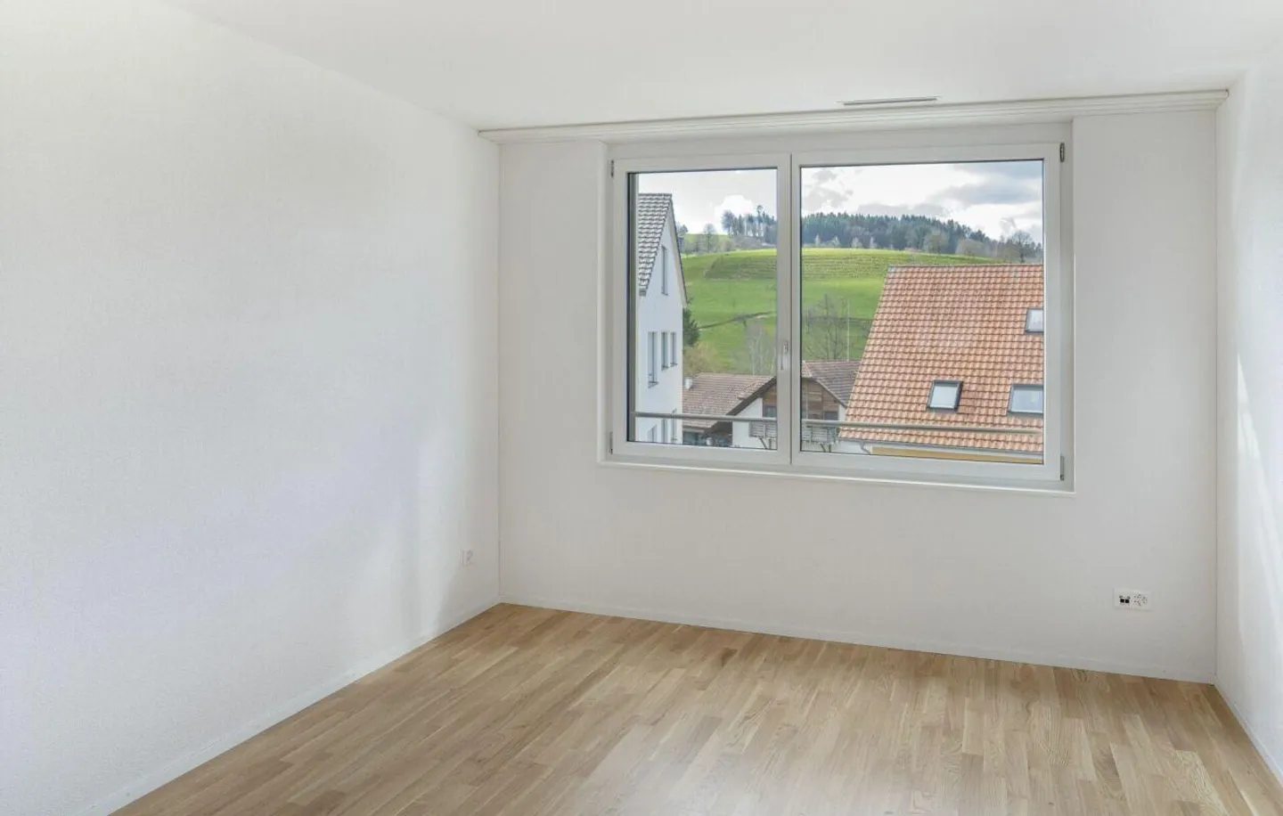 Appartamento 3.5 stanze quasi nuovo a Grossdietwil - Foto 7 di 9