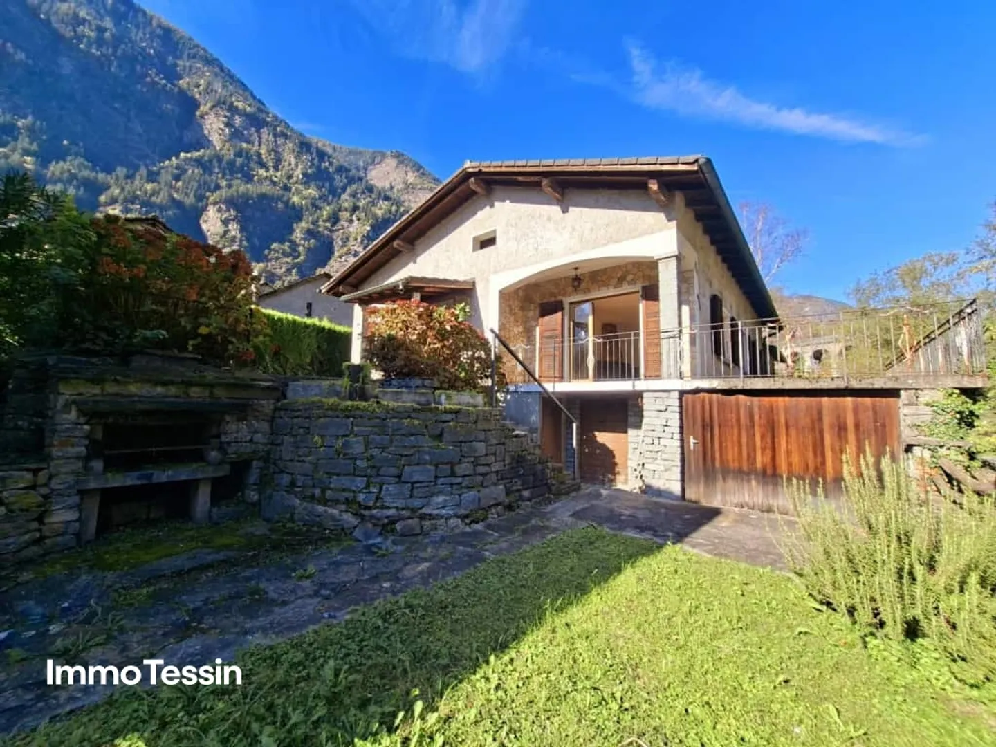 SELTENHEIT: Haus auf der Insel in Giornico, dem als schönstes Dorf in der Schweiz ausgezeichneten Dorf - Foto 5 von 13