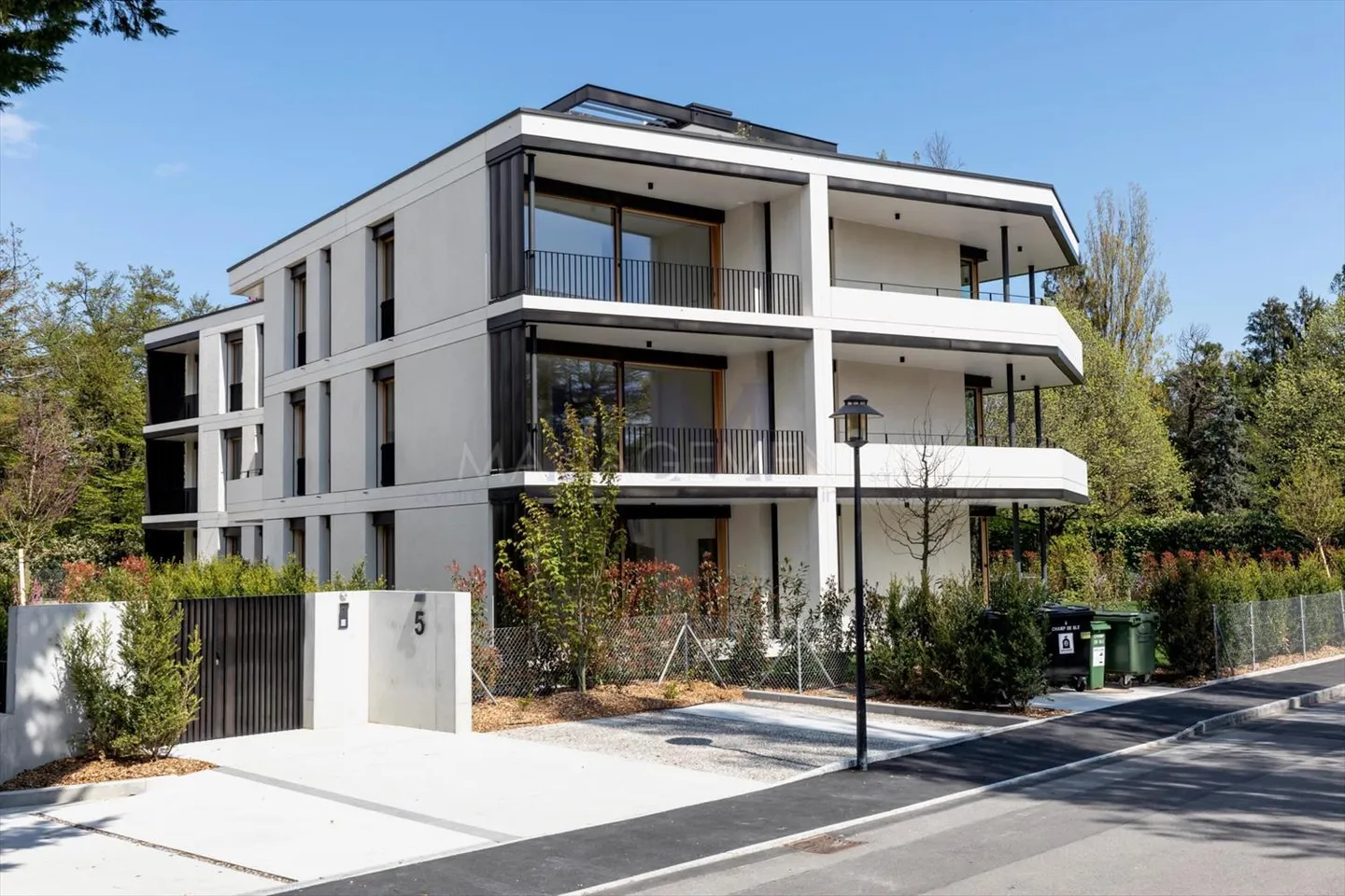 Penthouse-Wohnung von ca. 170m2 PPE mit großer Dachterrasse - Foto 2 von 13