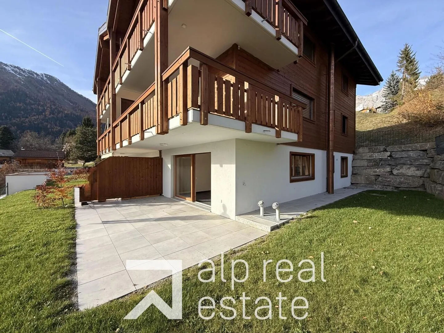 Appartamento nuovo di 2,5 stanze con terrazza a sud e vista sulle montagne - Foto 9 di 15