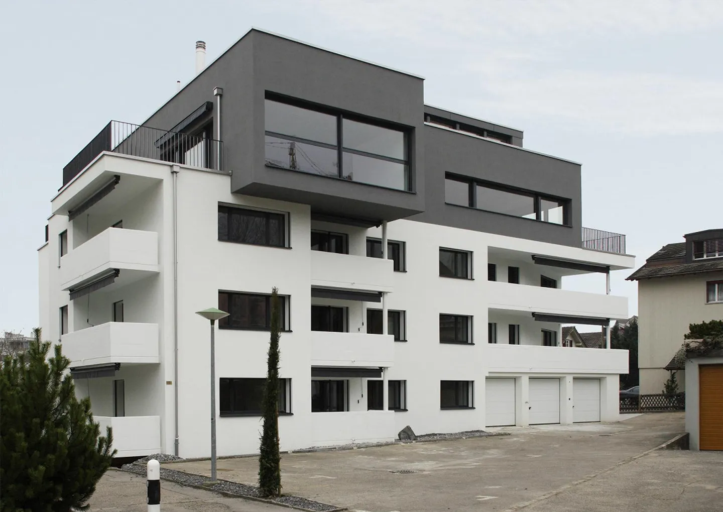 Moderner Ausbau im Zentrum von Pfäffikon - Foto 1 von 4