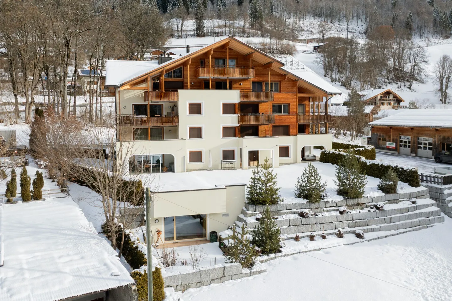 Stilvolles Apartment mit Terrasse - Foto 1 von 13