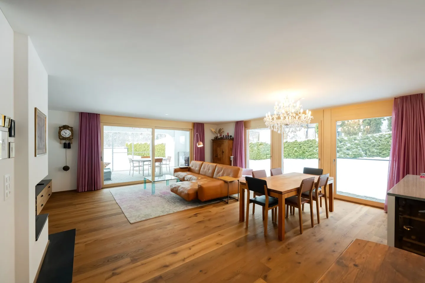 Stilvolles Apartment mit Terrasse - Foto 4 von 13