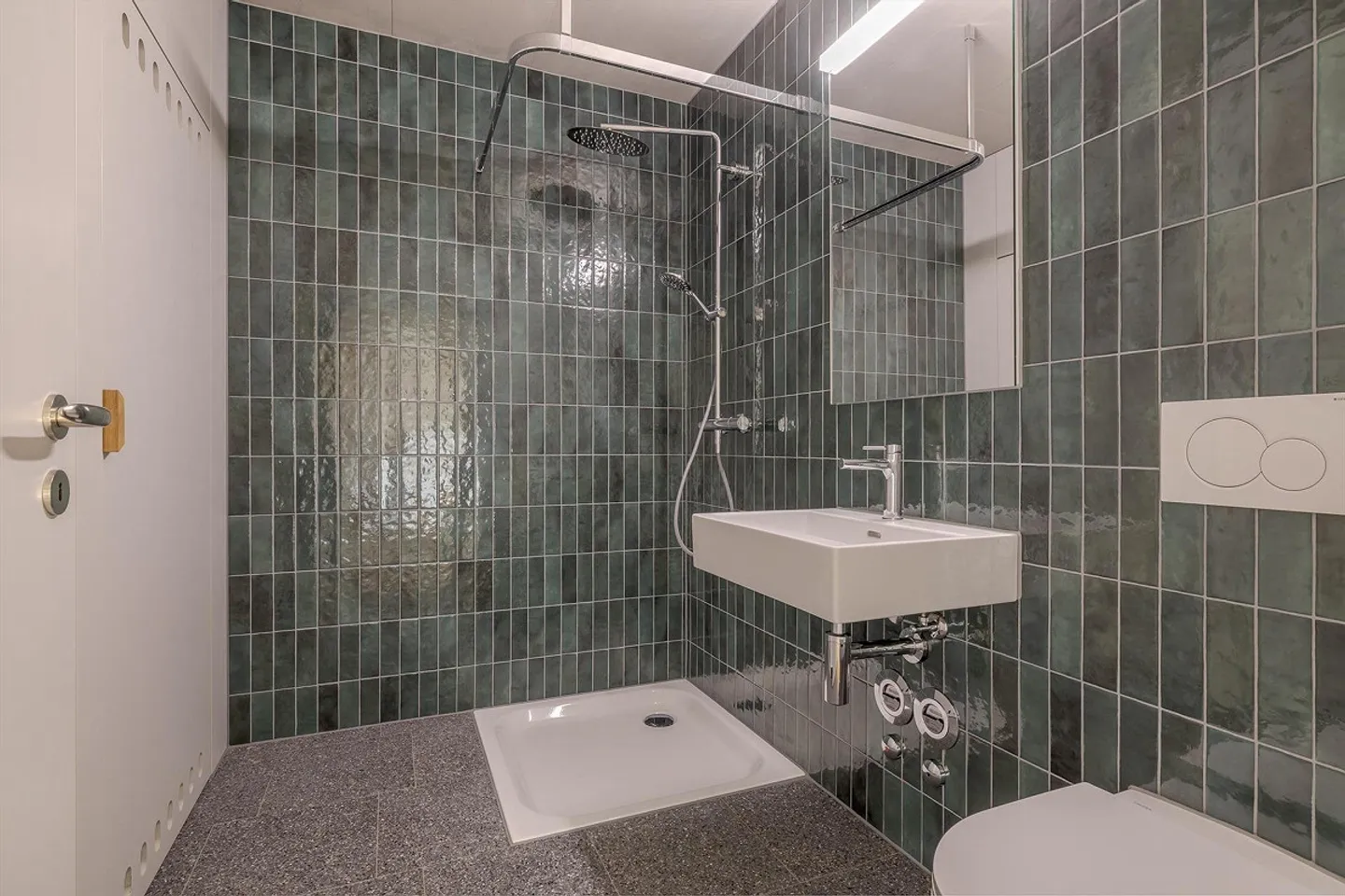 3.5 Room Apartment in Biel - Photo 4 of 12