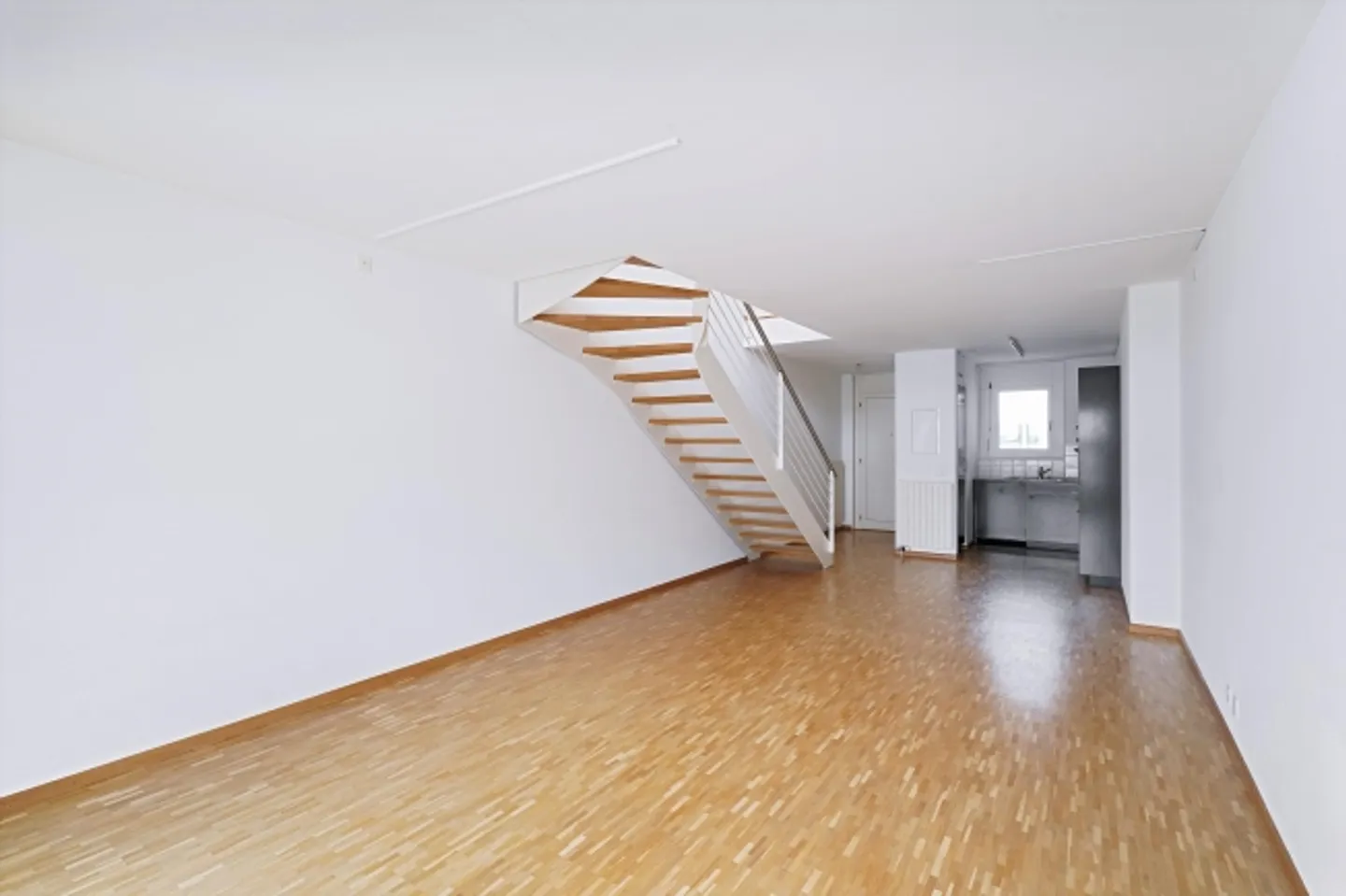 Geräumige Maisonette-Wohnung - Foto 2 von 8