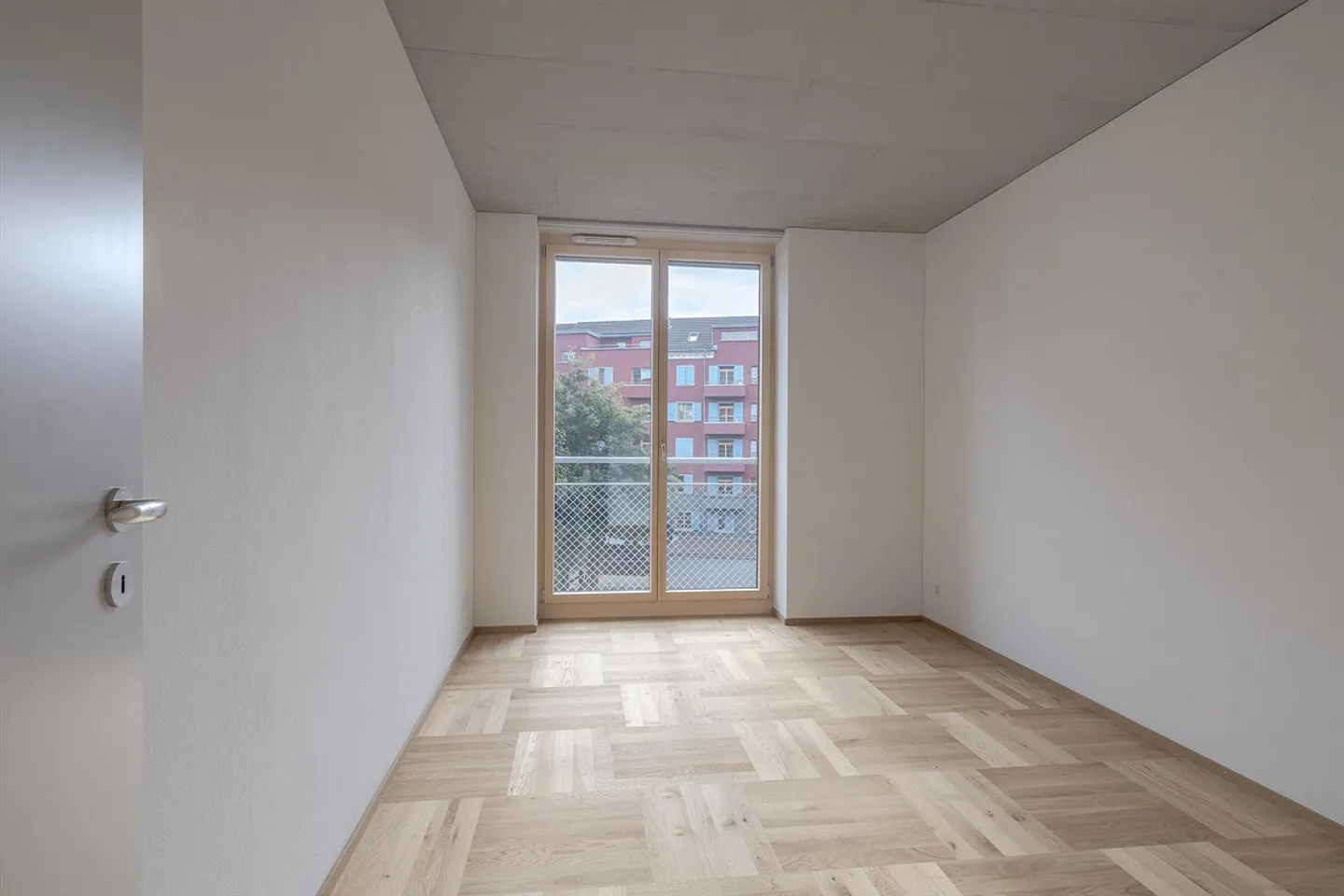 3.5 Room Apartment in Biel - Photo 7 of 12
