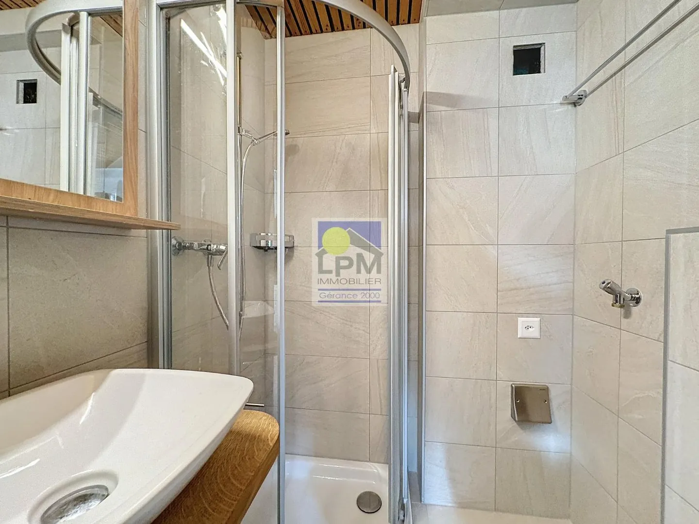 1.5 Room Apartment - Photo 5 of 5