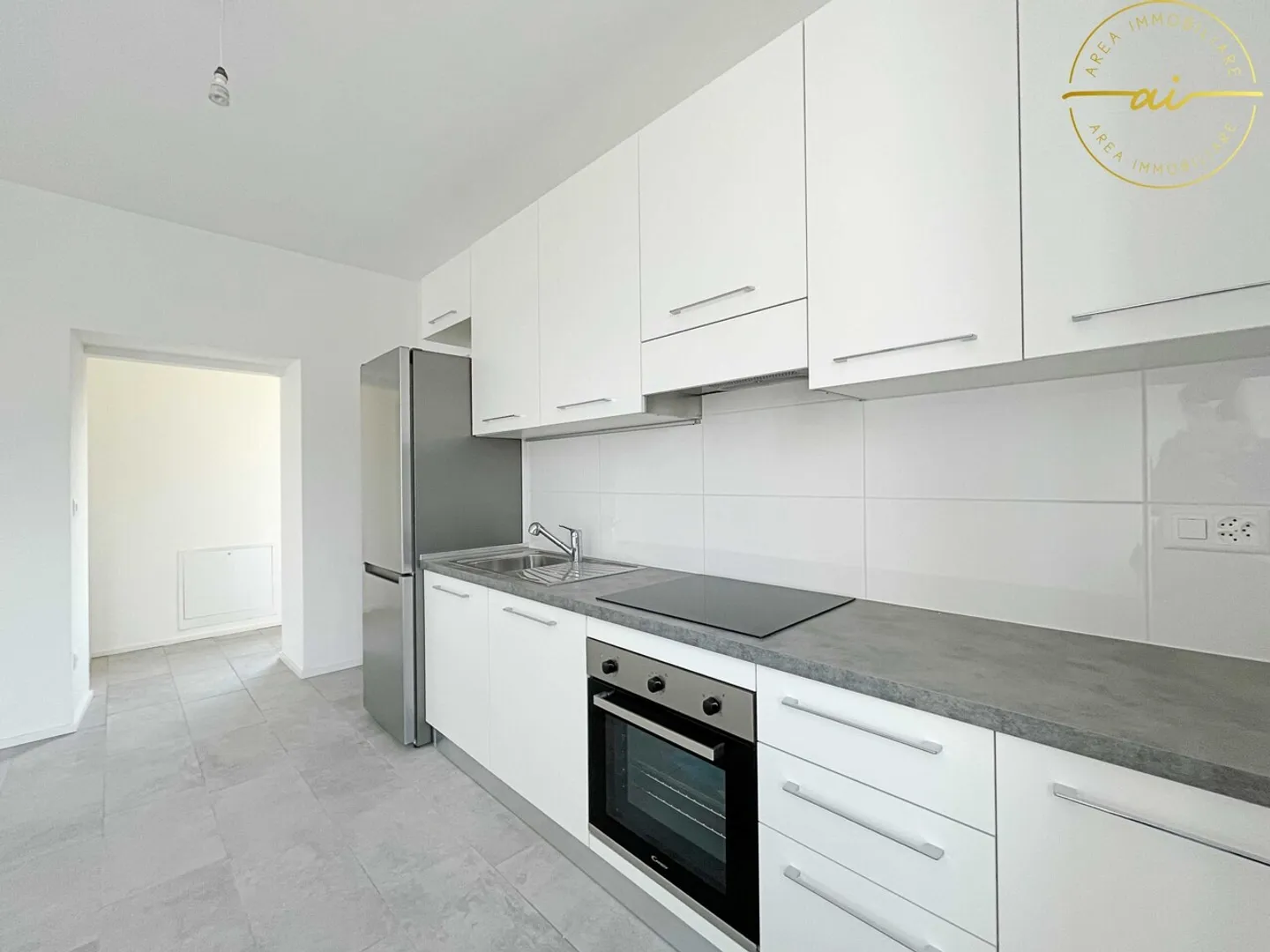 MODERNO APPARTAMENTO 2.5 LOCALI A MORBIO INFERIORE - Foto 5 di 5