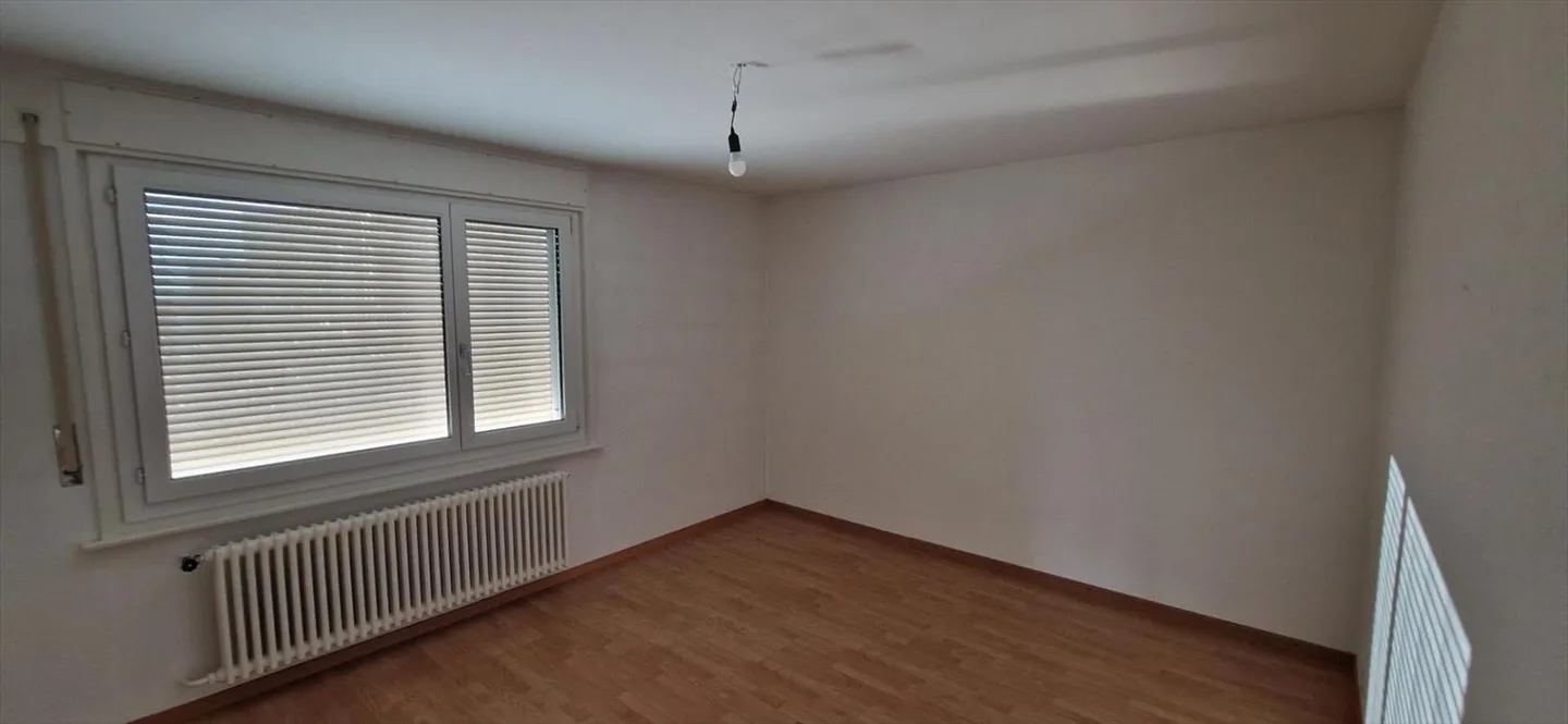 Apartment with 4.5 rooms on the 7th floor - Photo 4 of 5